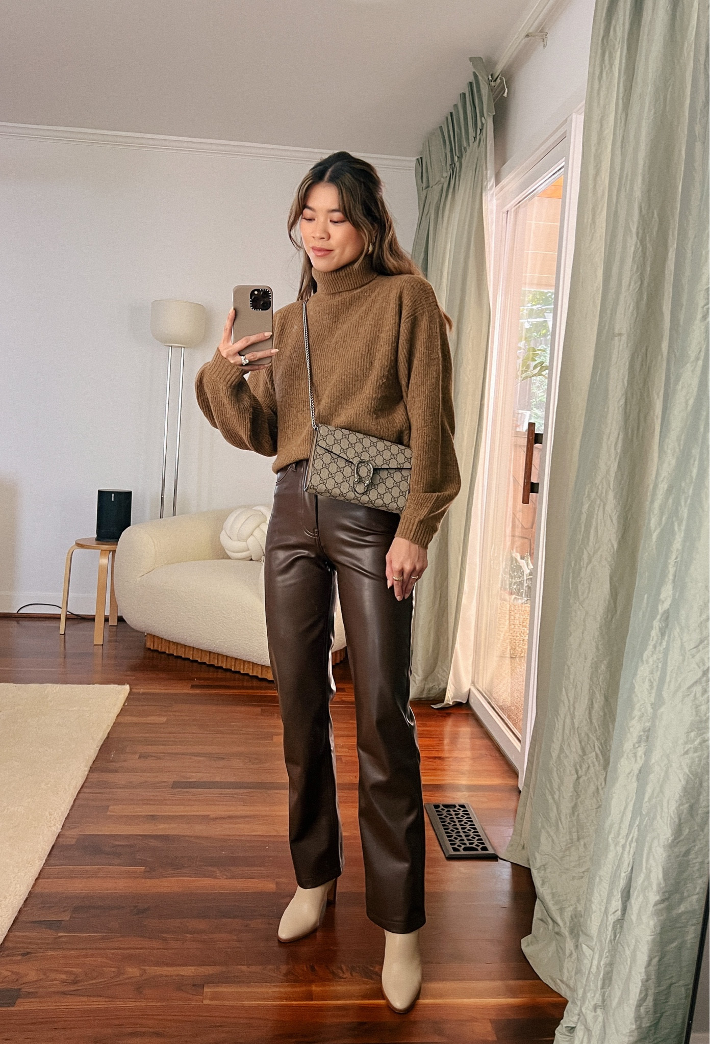 Revolve brown turtleneck sweater with Abercrombie chocolate brown leather pants

Top: XXS/XS
Pants: 00/0
Shoes: 6

#leggings
#leatherleggings
#fallfashion
#fallstyle
#falloutfits
#revolve
#abercrombie
#sweater
#booties 
#datenight 

#LTKSeasonal #LTKstyletip #LTKfit