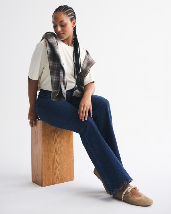 Curve Love High Rise Bootcut Jean | Abercrombie & Fitch (US)