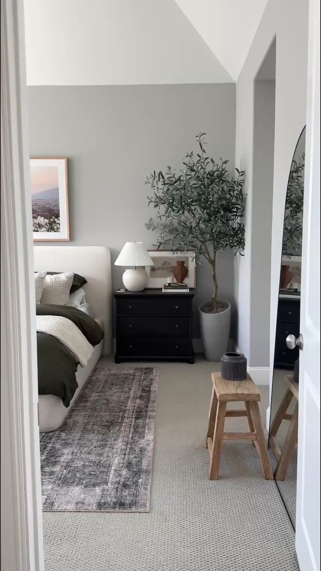 One of my favorite Target finds! This bedside table is Pottery barn inspired 🥰

#potterybarndupe #targetfinds #targethome #homeinspo #modernhomedecor #neutralhomedecor 

 #LTKFindsUnder100

#LTKSeasonal #LTKHome