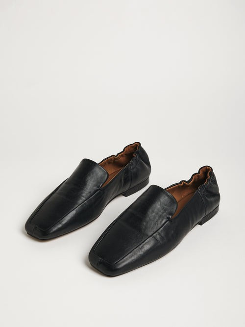 Chester Soft Leather Loafers | Black | Jigsaw (UK)