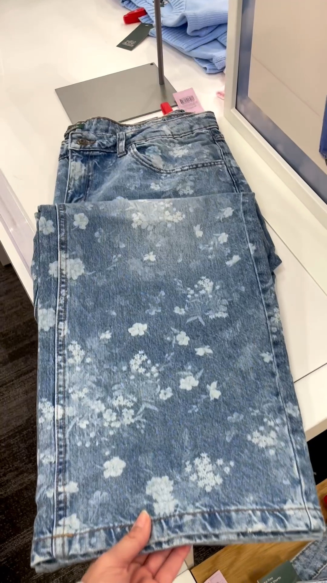 Loving the floral print on this new denim @Target 

#LTKootd #LTKSeasonal