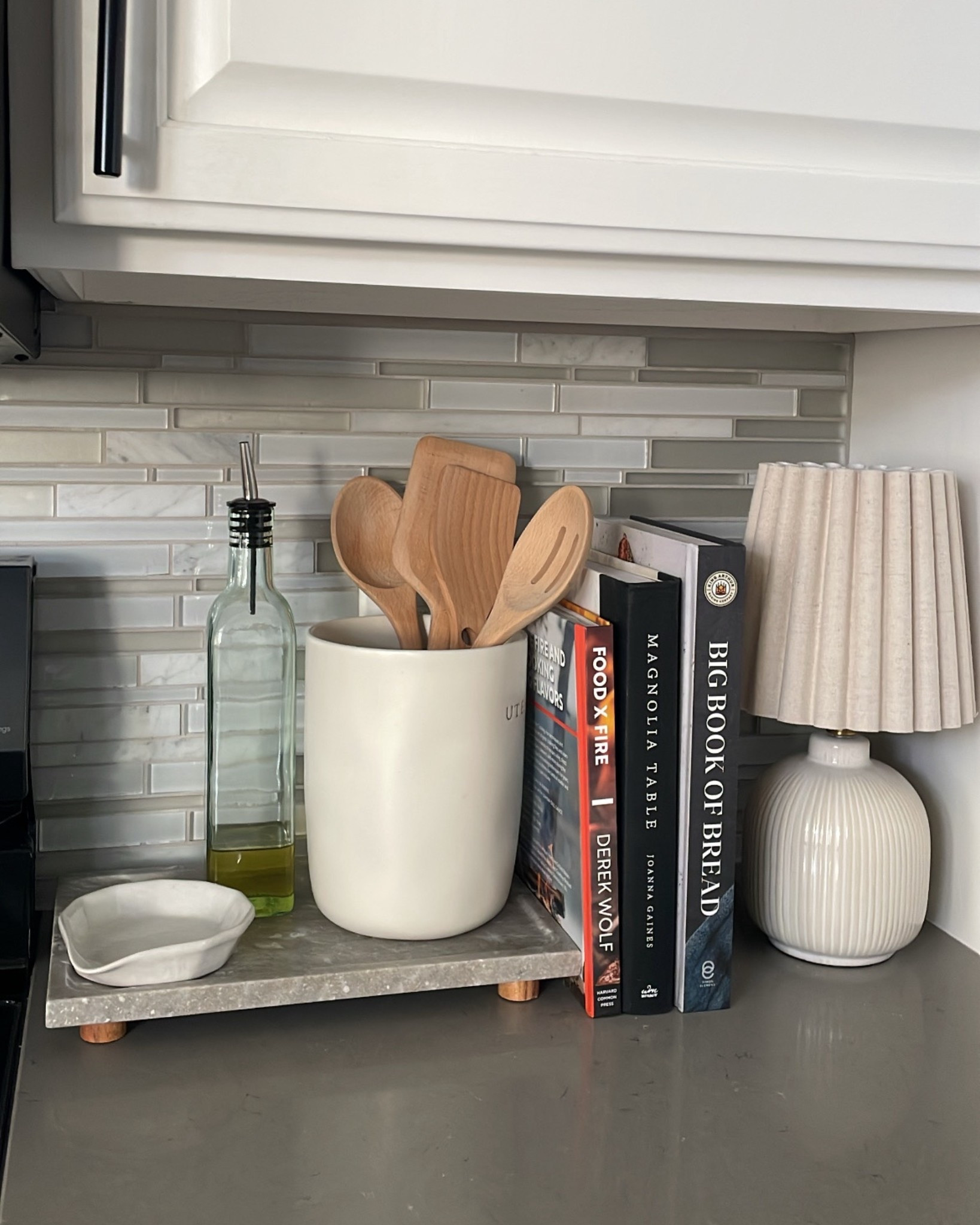 New kitchen finds 
Footed marble tray is gorge


#LTKHome