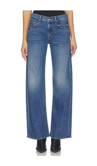 MOTHER The Mid Rise Lasso Sneak Jeans in Blue. - size 29 | Revolve Clothing (Global)