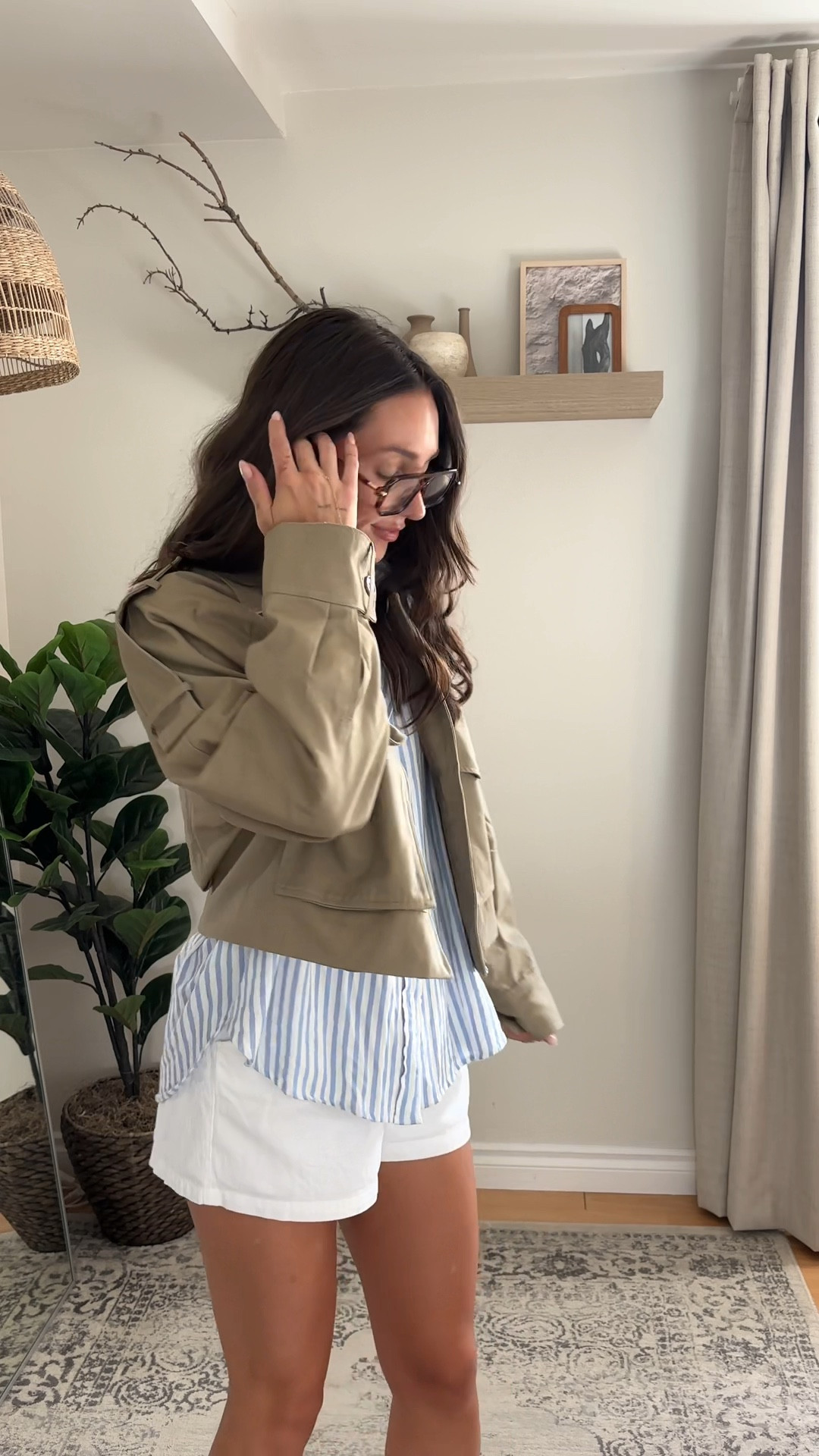 Stripes are a must this fall!! 🩵🤍