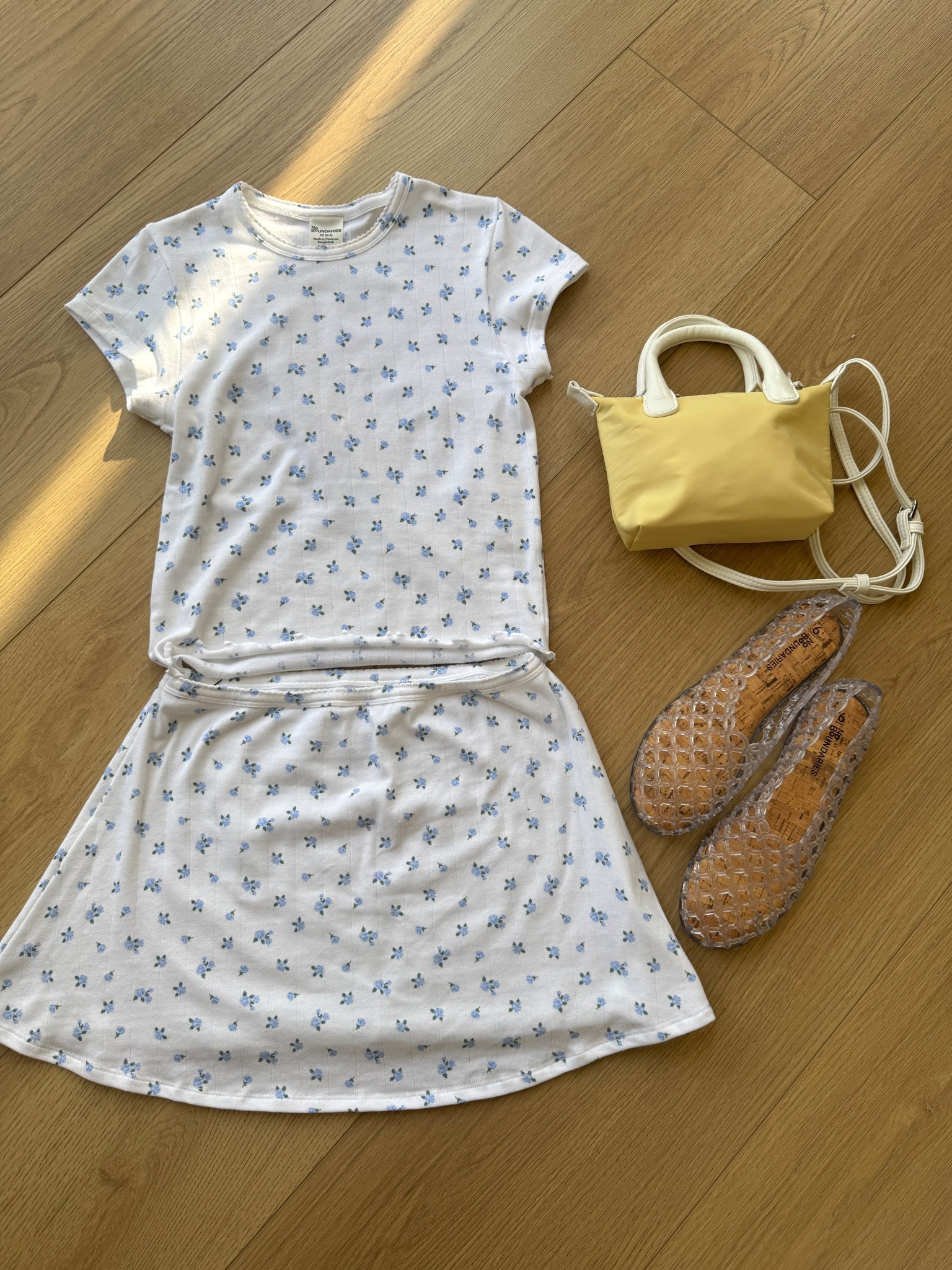 Cute floral summer outfit 
And the whole look is under $60!

#LTKootd #LTKgrwm #LTKU