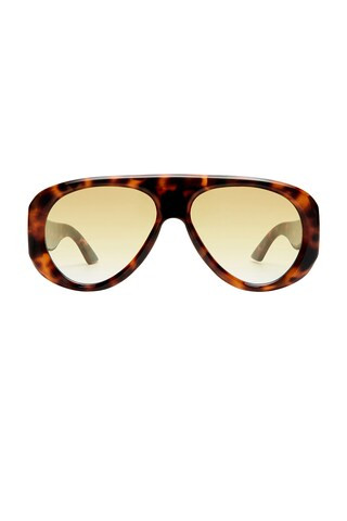 Le Specs Dream Boat Sunglasses in Brown. | Revolve Clothing (Global)
