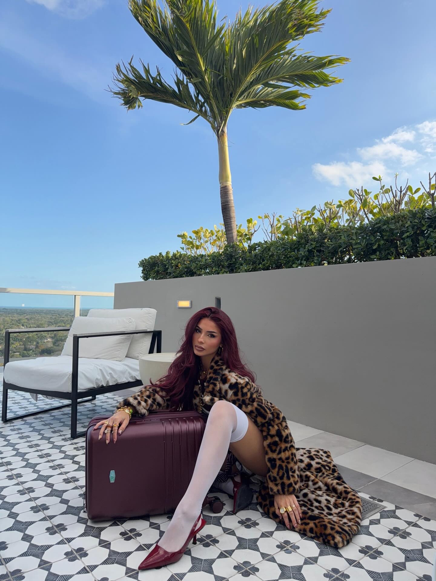 me gusta viajar, me gustas tú 
travel smart w @bagsmart_official 🛫

Usa mi código “be20CO” para 10% OFF 🖤 Link in bio ⬆️

-

#travel #bagsmart #ootd #explore