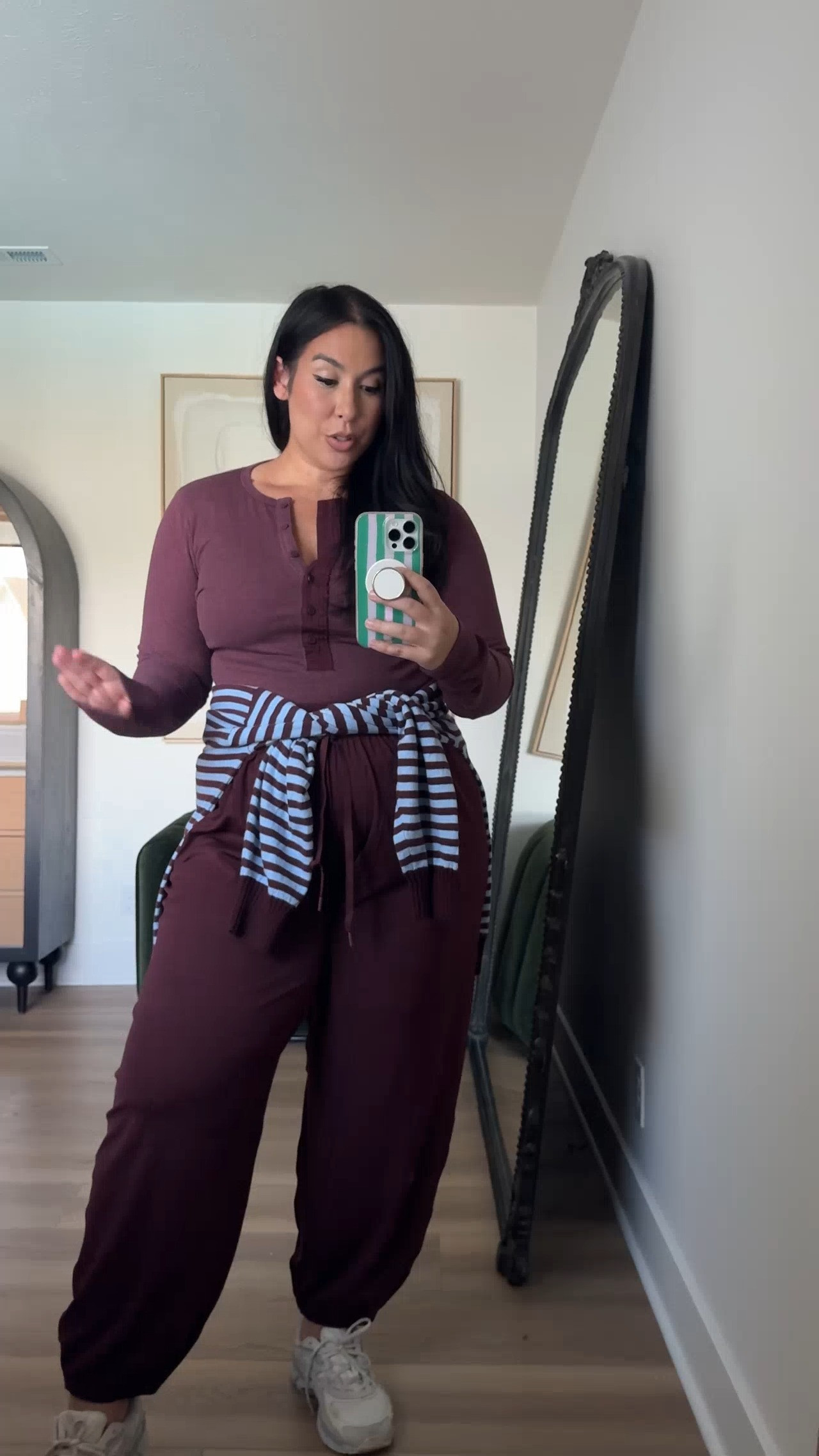 Adding a fun contrast at the waist is so fun, I just love this striped! You can do it with a flannel too and that would be so cute!

Top: L
Striped Pullover: L
Joggers: L Long

aerie, casual outfits, cozy outfits, fall outfits, mid size outfit ideas for fall, affordable outfits, travel outfit, mom outfit ideas for fall, fall trends 

 #LTKootd #LTKmomlife #LTKMidsize
