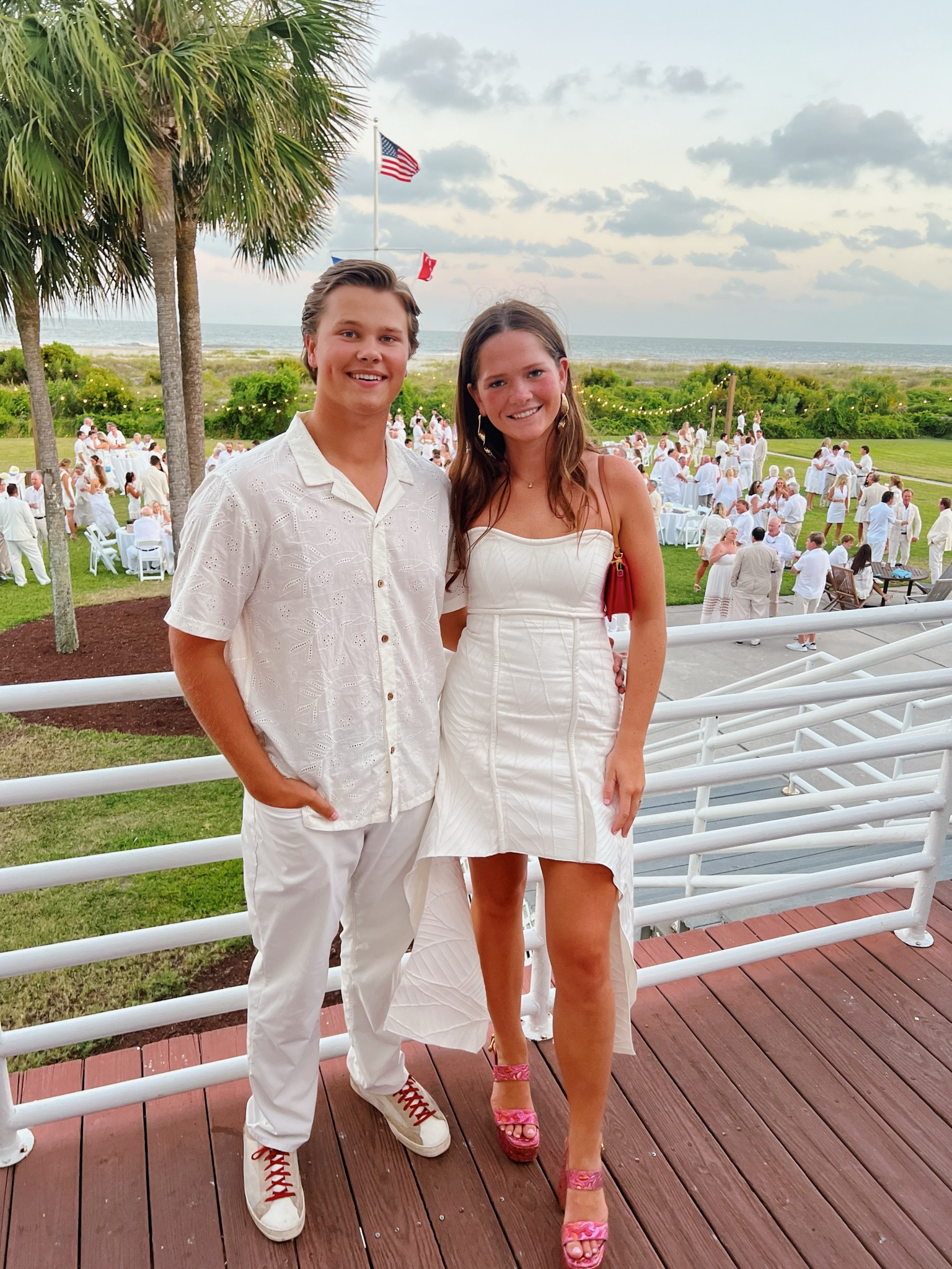 White Party Dress !!! Such a Pretty Dress linking below 🩷🩷

#revolve #alexis #whitedress #highlow #summer #wedding