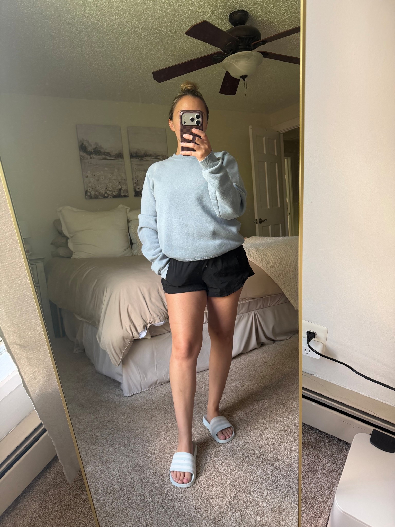 The fit of these are so good! Wearing a size small.

#LTKootd #LTKPetite #LTKmomlife