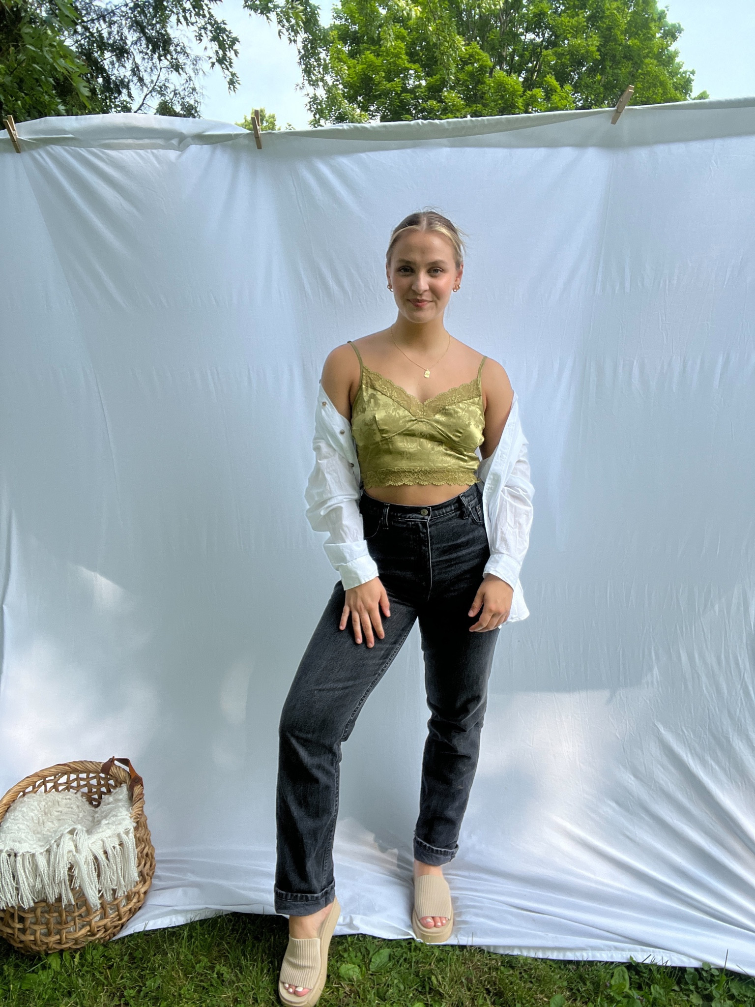 The comfiest jeans ever!!

#LTKFind #LTKBacktoSchool #LTKshoecrush