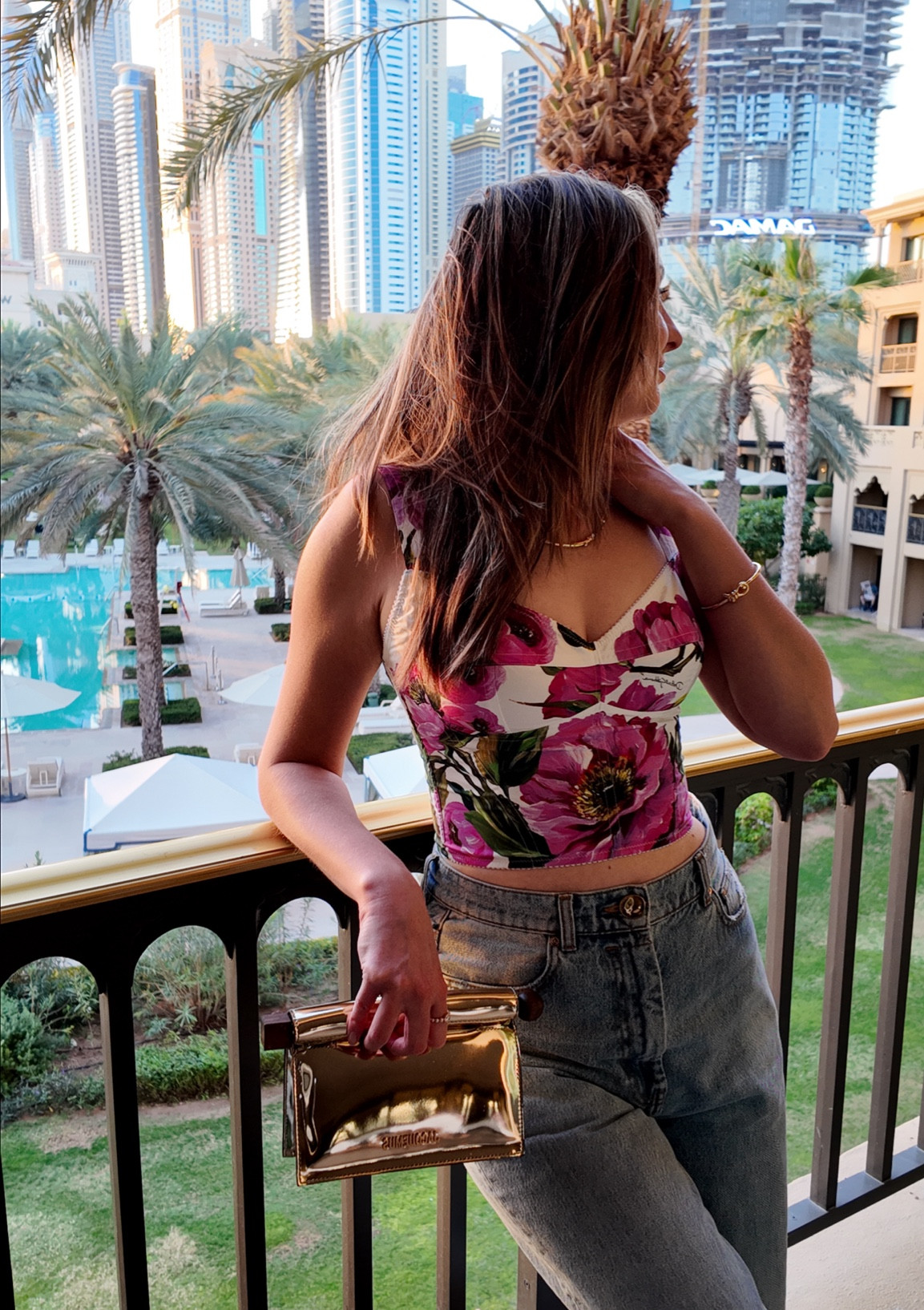 *AD. The top of dreams from MYTHERESA 😍 this floral print corset style top with high-waist jeans and Jacquemus gold cluch was perfect for a warm evening on holiday in Dubai 

#summerstyle #summeroutfit #holidaylook #holidayoutfit #dubaioutfit #dolceandgabanna #jacquemus #jeans #clutchbag

#LTKItBag #LTKStyleTip #LTKSeasonal