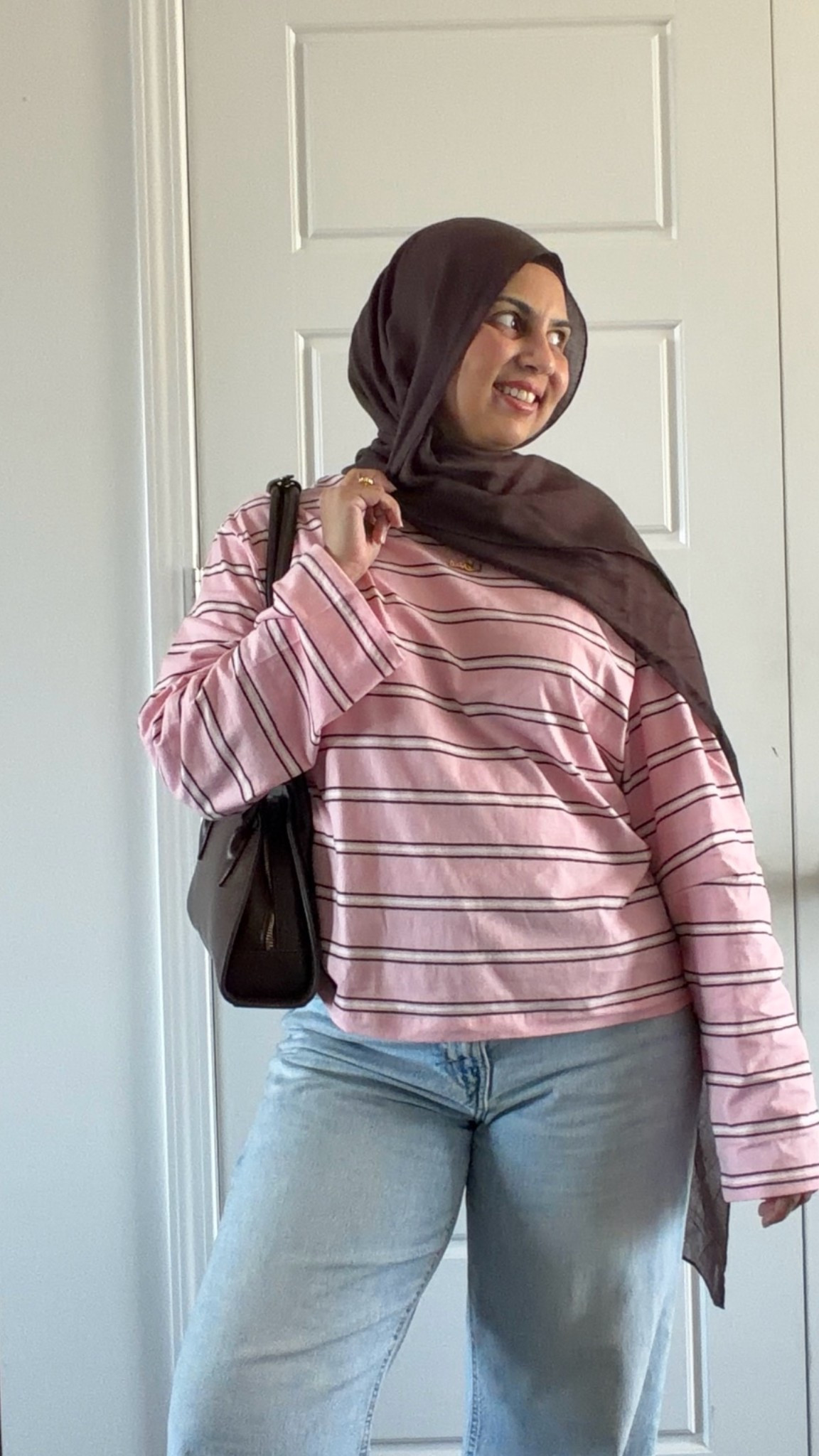 Modest casual full sleeved tee perfect for summer errands

#LTKootd #LTKmomlife #LTKdayinmylife