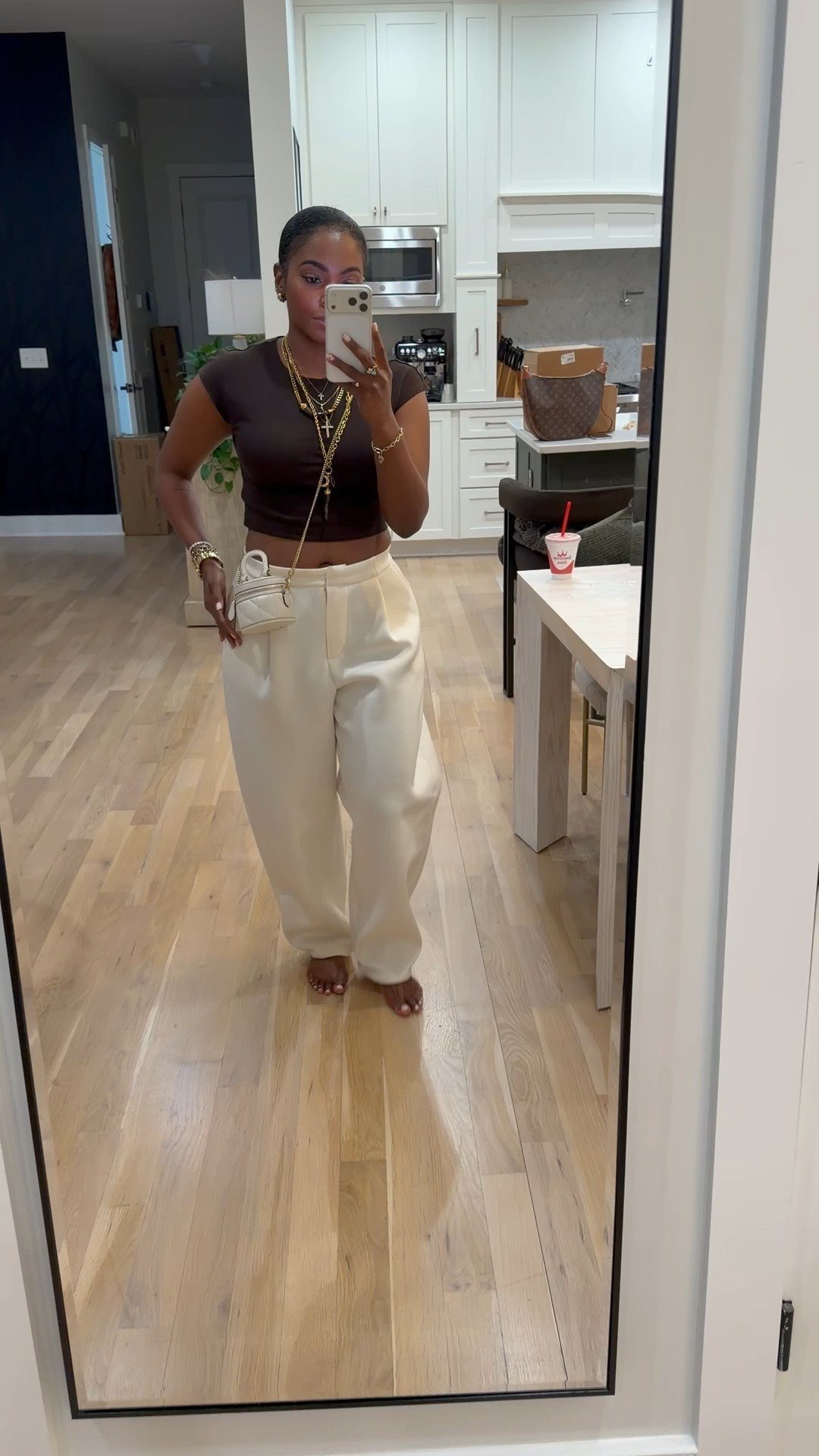 Love this little cute bag. Linking some from poshmark as it’s sold out in the Coach website 