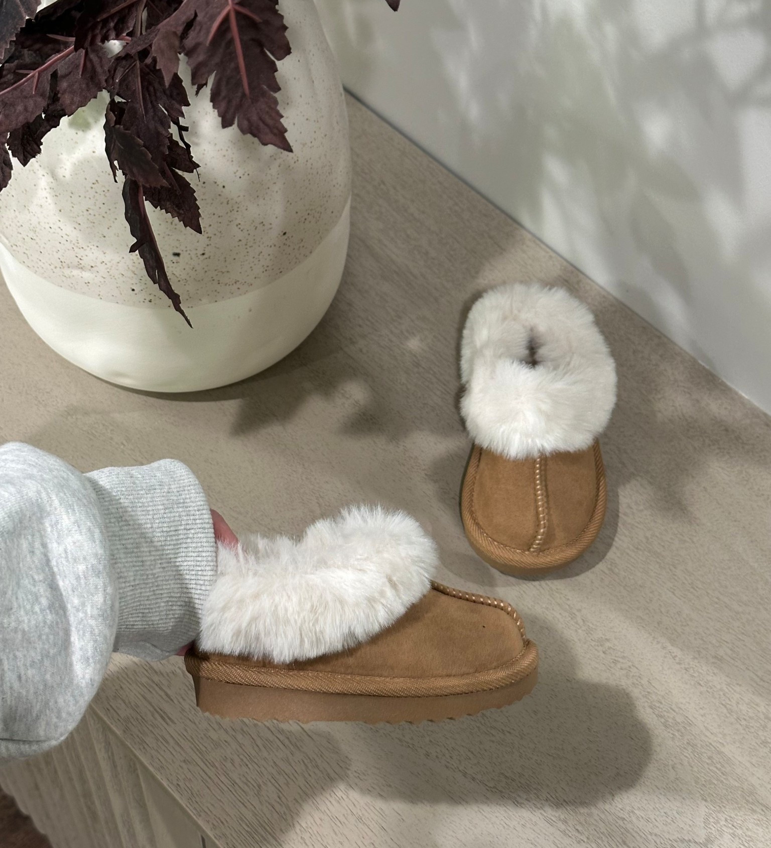Baby fur slippers 

#LTKBaby #LTKFamily #LTKKids