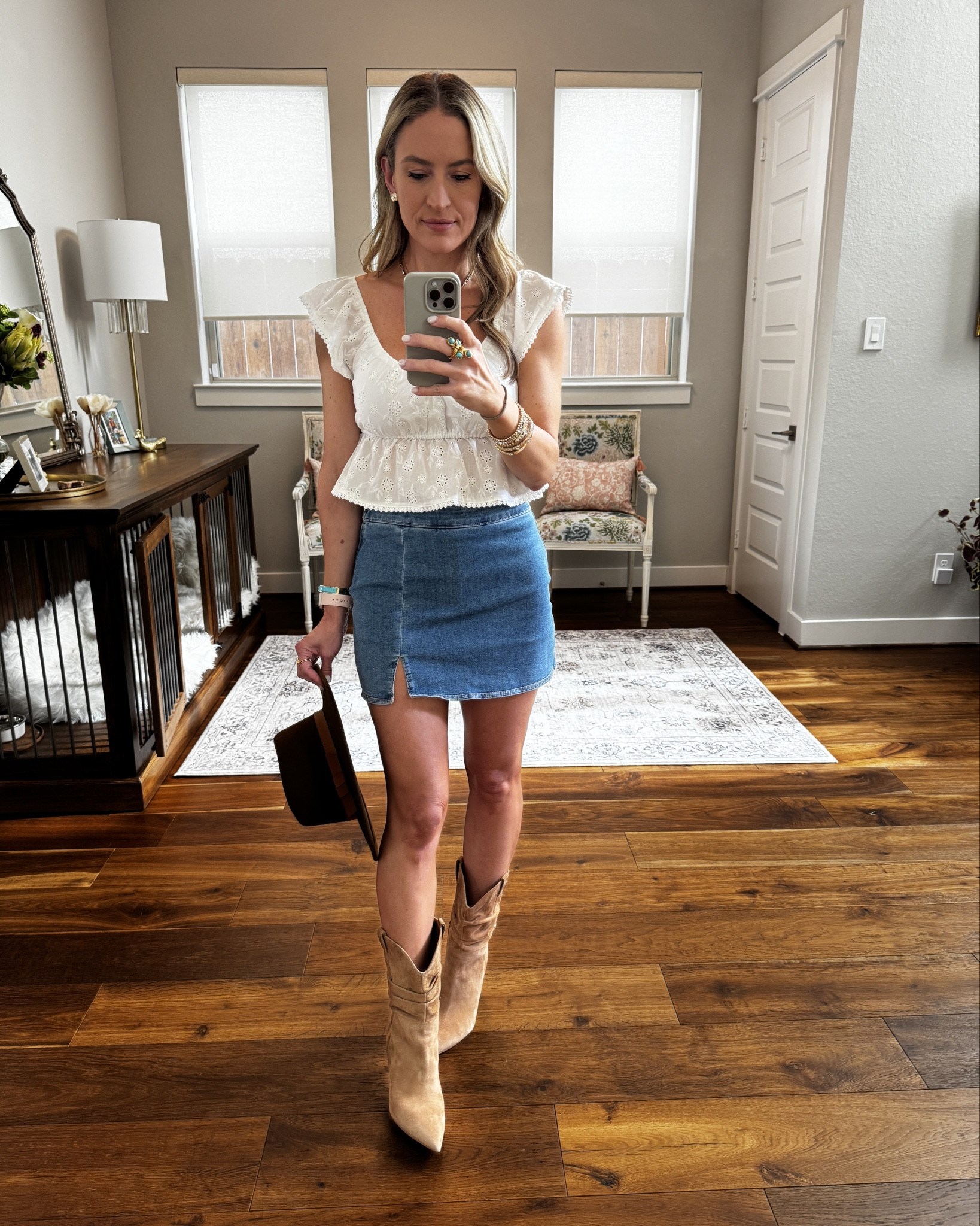 Spring Outfit

#everypiecefits

Summer outfit 
Denim skirt
denim skort
Western outfit
Festival outfit 
Brunch outfit


#LTKSaleAlert #LTKFestival #LTKxMadewell