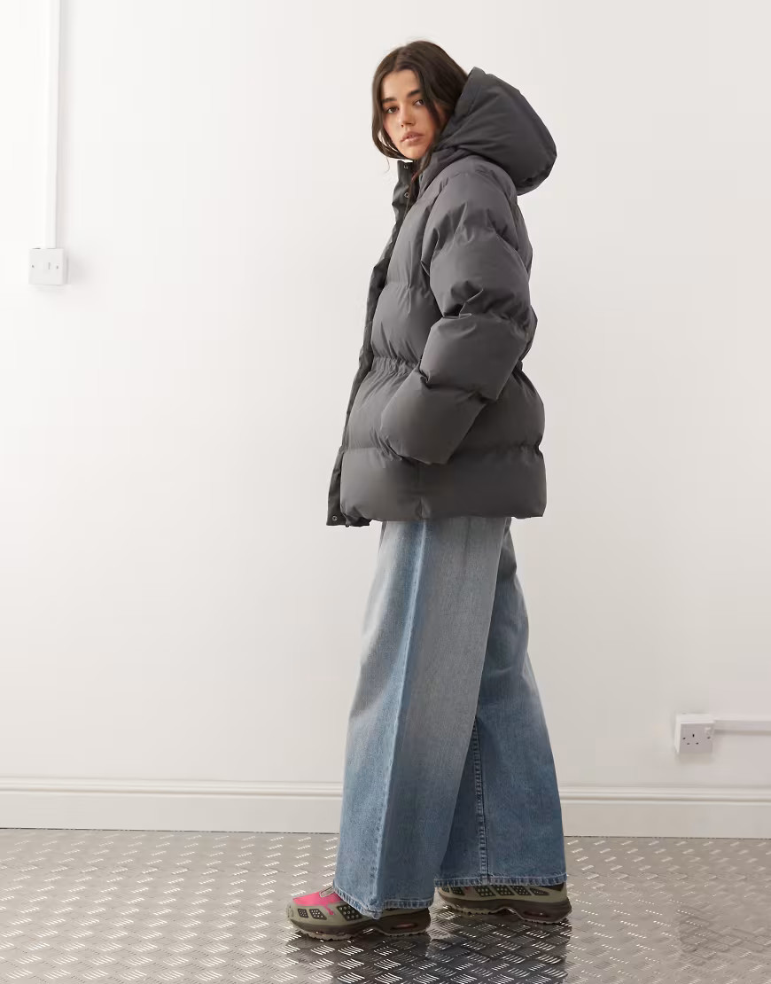 Weekday cinched puffer coat with detachable hood in dark grey | ASOS (Global)