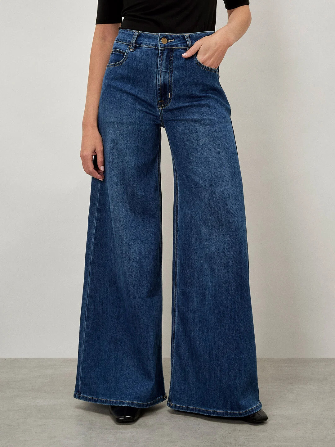 Zana Wide Leg Jeans | Apricot Clothing | Apricot (UK)