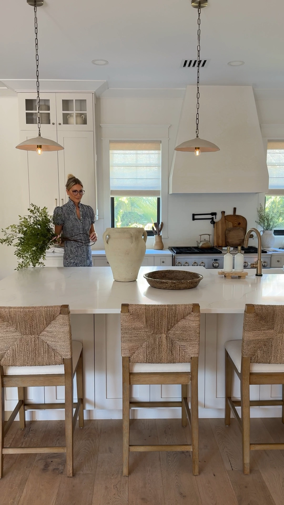 Kitchen, stems, home decor #kitchen #cozyhome

#LTKHome