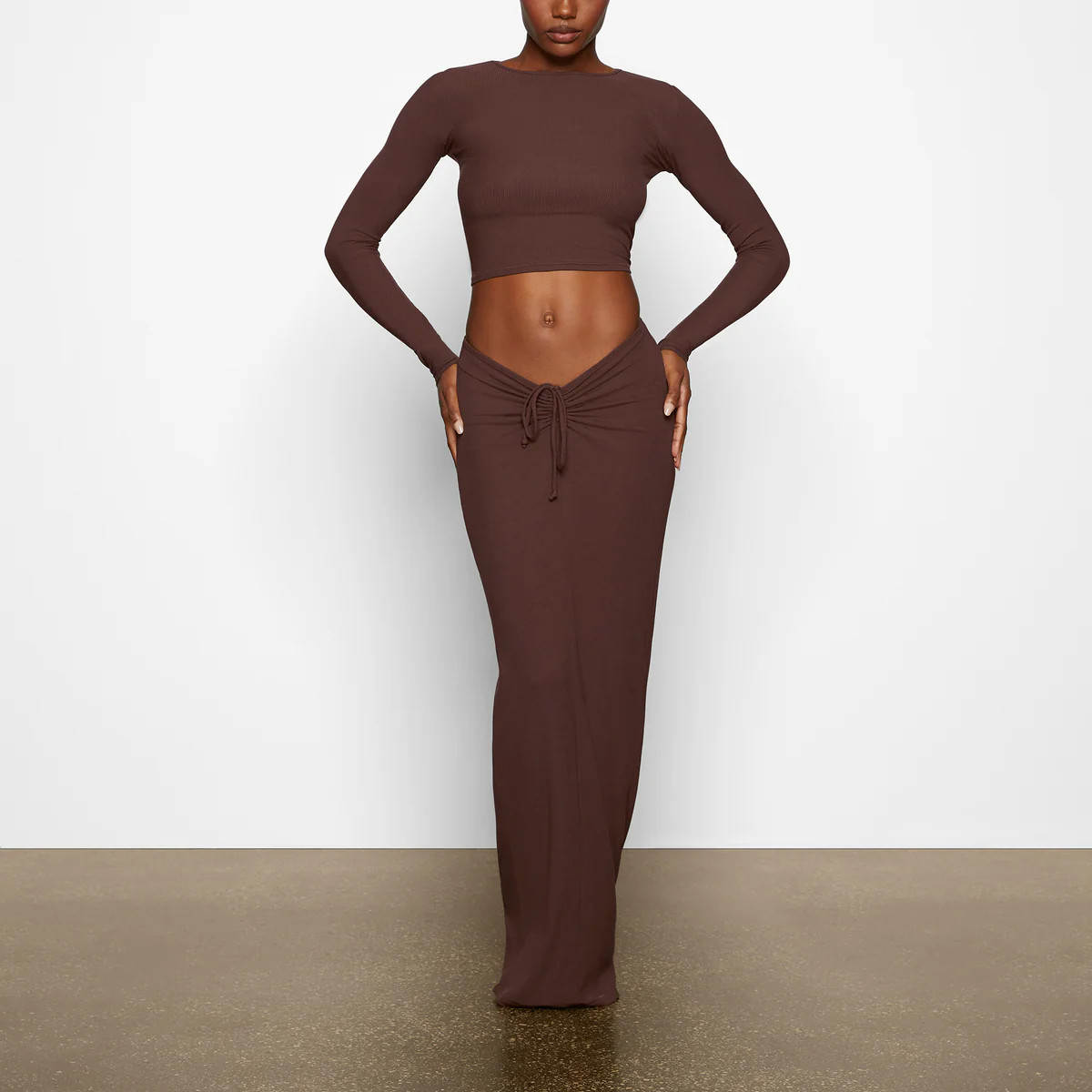 SOFT LOUNGE LONG SLEEVE CROP TOP | SKIMS (US)