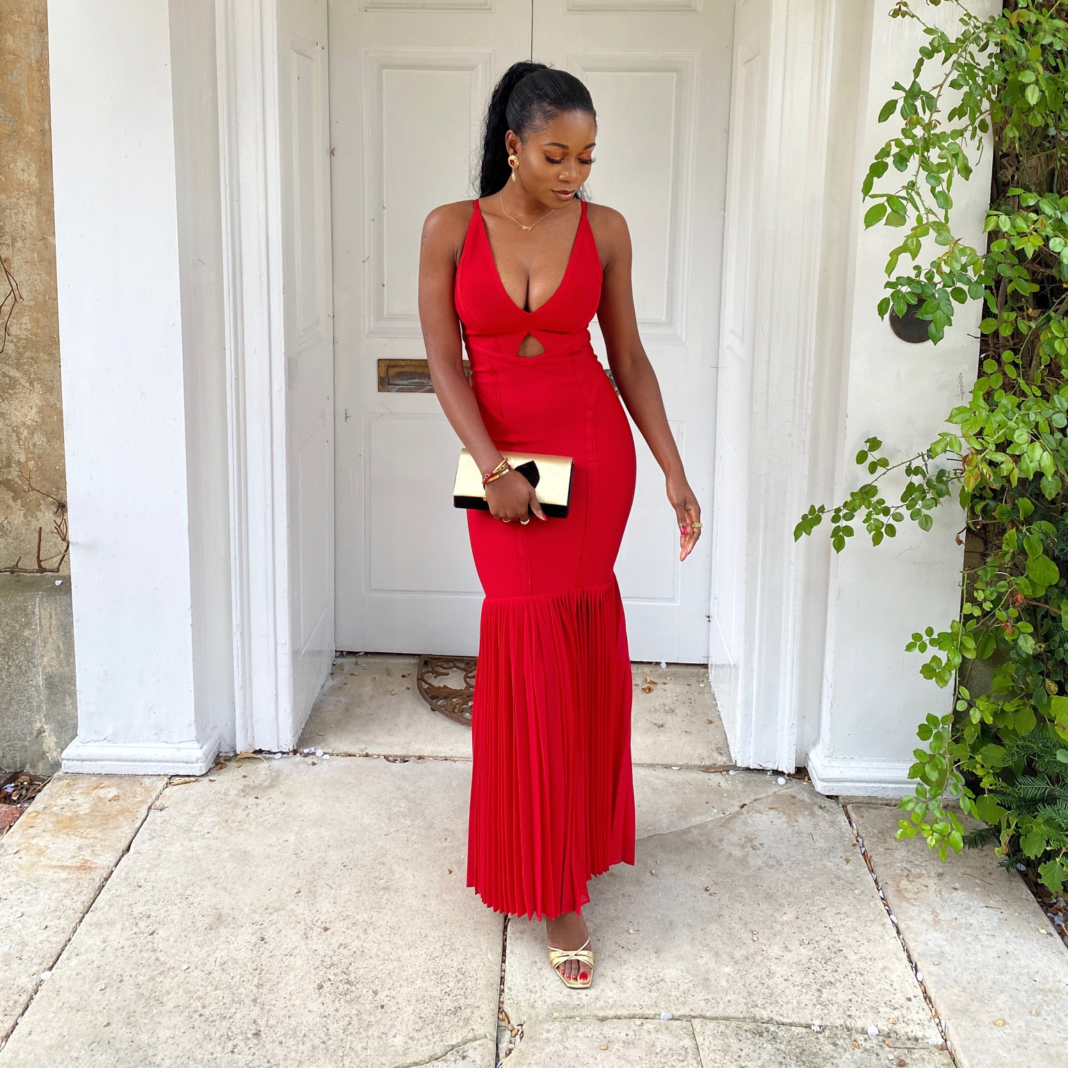 Lady in red 💃🏽 #reddress #weddingguestdress 

#LTKHoliday #LTKwedding #LTKGiftGuide