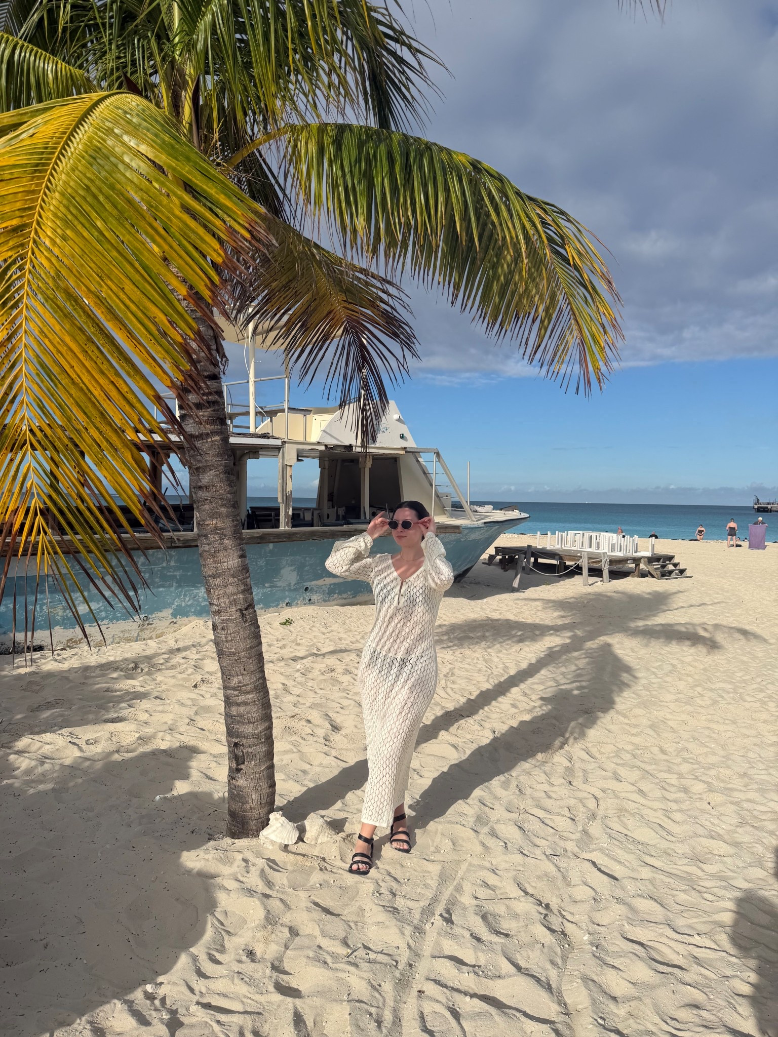 The BEST swim coverup 🤭🫶🏼

#LTKFindsUnder100 #LTKdayinmylife #LTKTravel