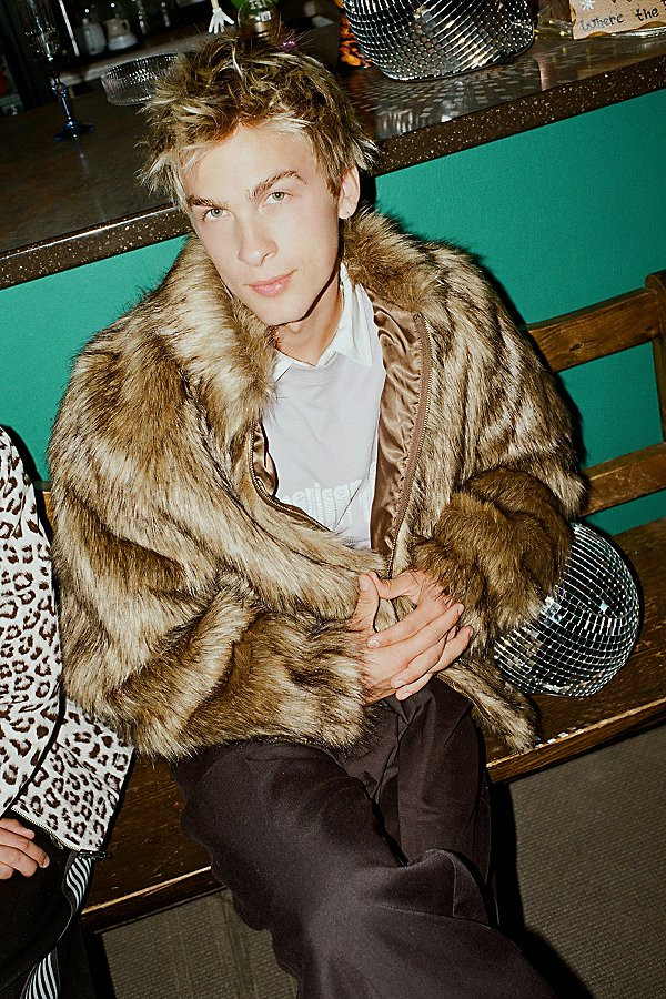 BDG Faux Fur Jacket in Brown, Men's at Urban Outfitters | Urban Outfitters (US and RoW)