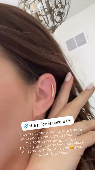 haven’t put any of my earrings back in since surgery buttt got this one in the mail today since my @heyrowan piercing fell out (searched everywhere and cannotttt find it -so sad 😞 ) but how cute is this one?!

#LTKSaleAlert #LTKBeauty