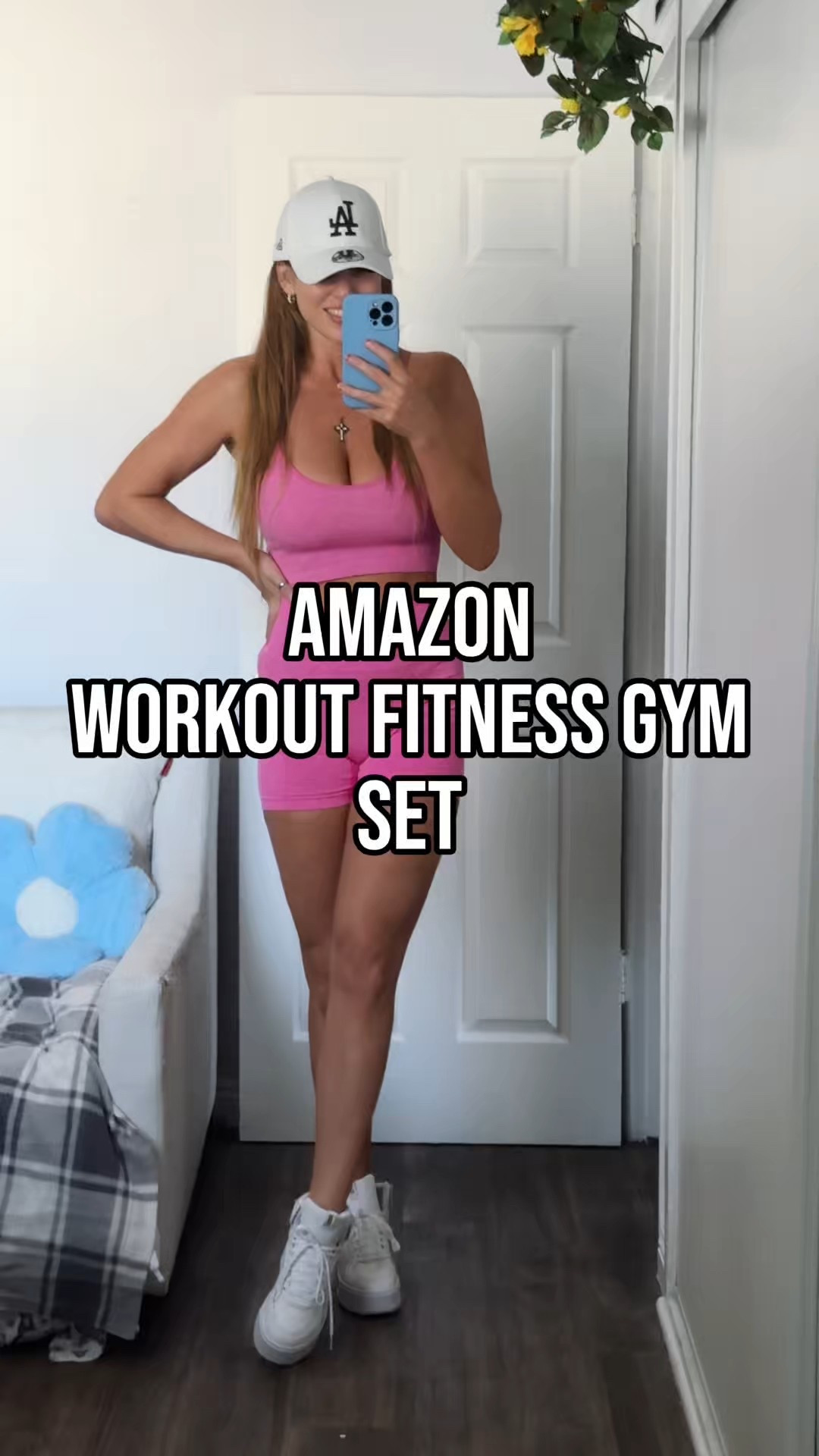 Amazon Workout Fitness Gym Set 🤌🏽 pink, girly, comfy, cute 💕🎀 HURRY! there’s only small left and it’s on amazons spring sale for $13.59!!👀

#LTKFindsUnder50 #LTKActive #LTKSaleAlert