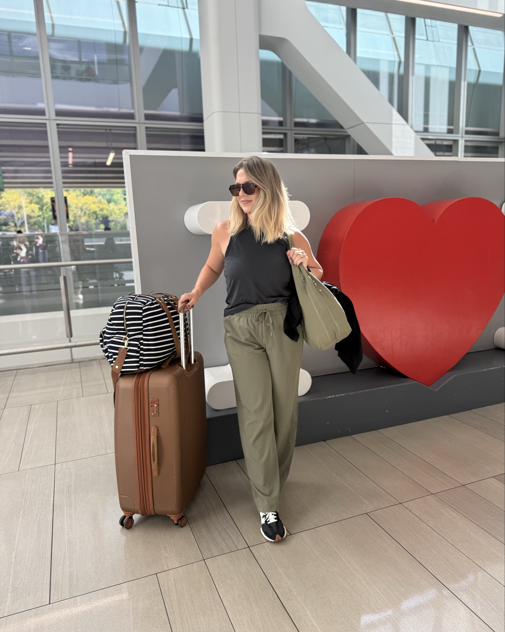 Easy layers + that crisp fall air >> 🍂

Loving these @rbxactive pieces that work perfectly for whatever the day holds 👌🏼

#RBXactive #ad #athleisure 

Casual outfit, comfy outfit, fall activewear, mom outfit, athleisure wear, fall outfit 

#LTKMidsize #LTKSeasonal #LTKFindsUnder50