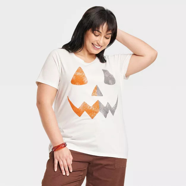 Women's Pumpkin Face Short Sleeve Graphic T-Shirt - White | Target