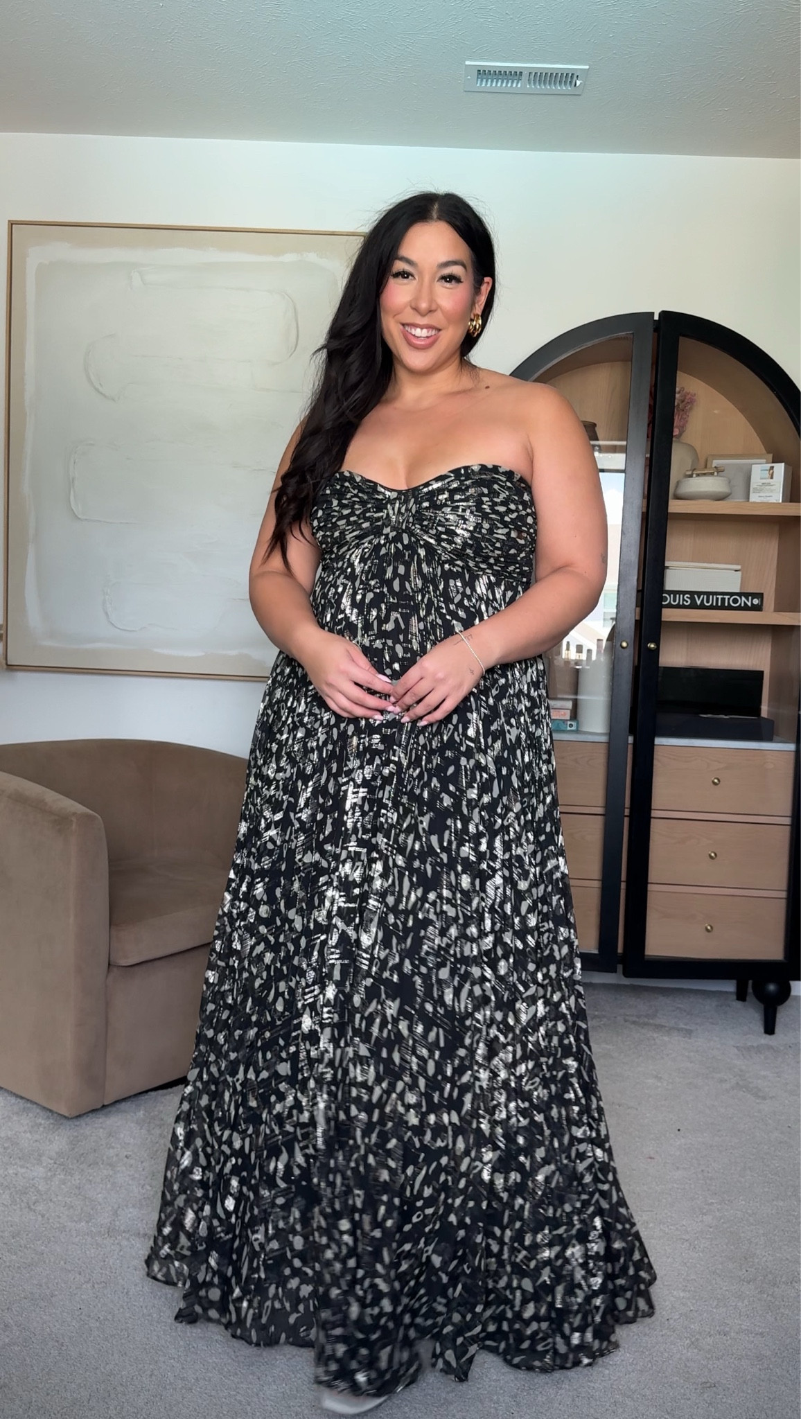 Wearing a size XL! Use code BONNIE20 for 20% off your first purchase! 
-
-
-
Midsize wedding guest dress, midsize fashion, midsize dress, midsize style, Fall wedding guest dress, fall maxi dress, floral dress, rehersal dinner dress, black tie wedding guest dress, colorful wedding guest dress, green maxi dress, pink pack dress, red formal dress, cocktail dress, formal event dress

#LTKWedding #LTKMidsize #LTKSeasonal