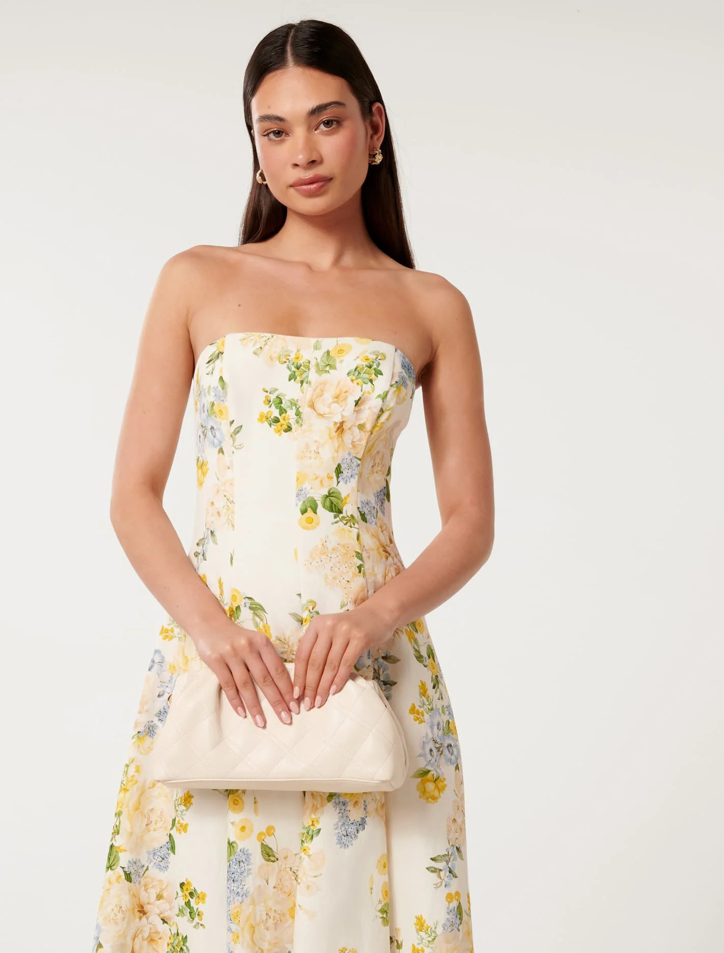 Signature Saskia Soft Quilt Clutch | Forever New (UK & IE)