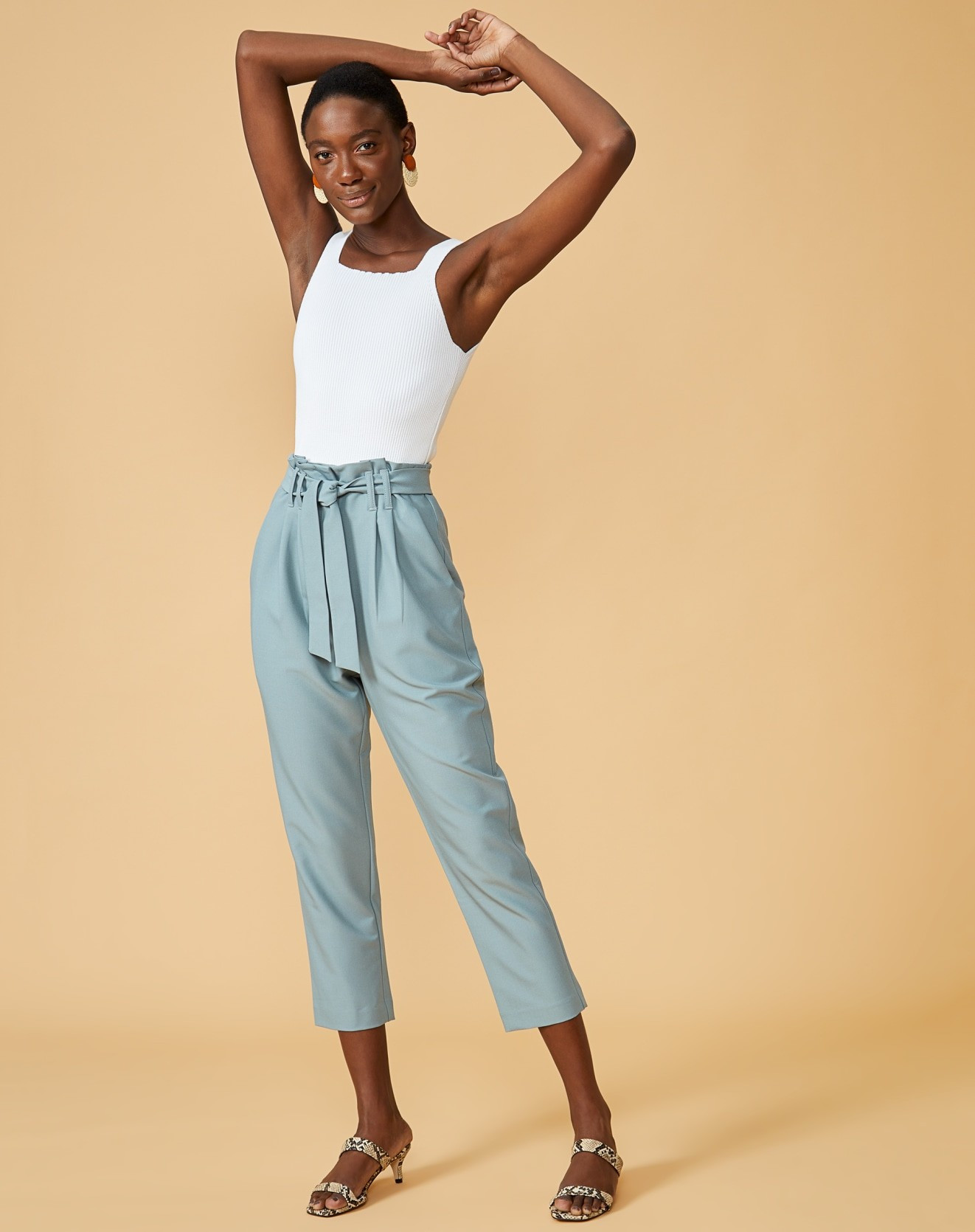 CALÇA SLIM CROPPED COM FAIXA | Amaro BR