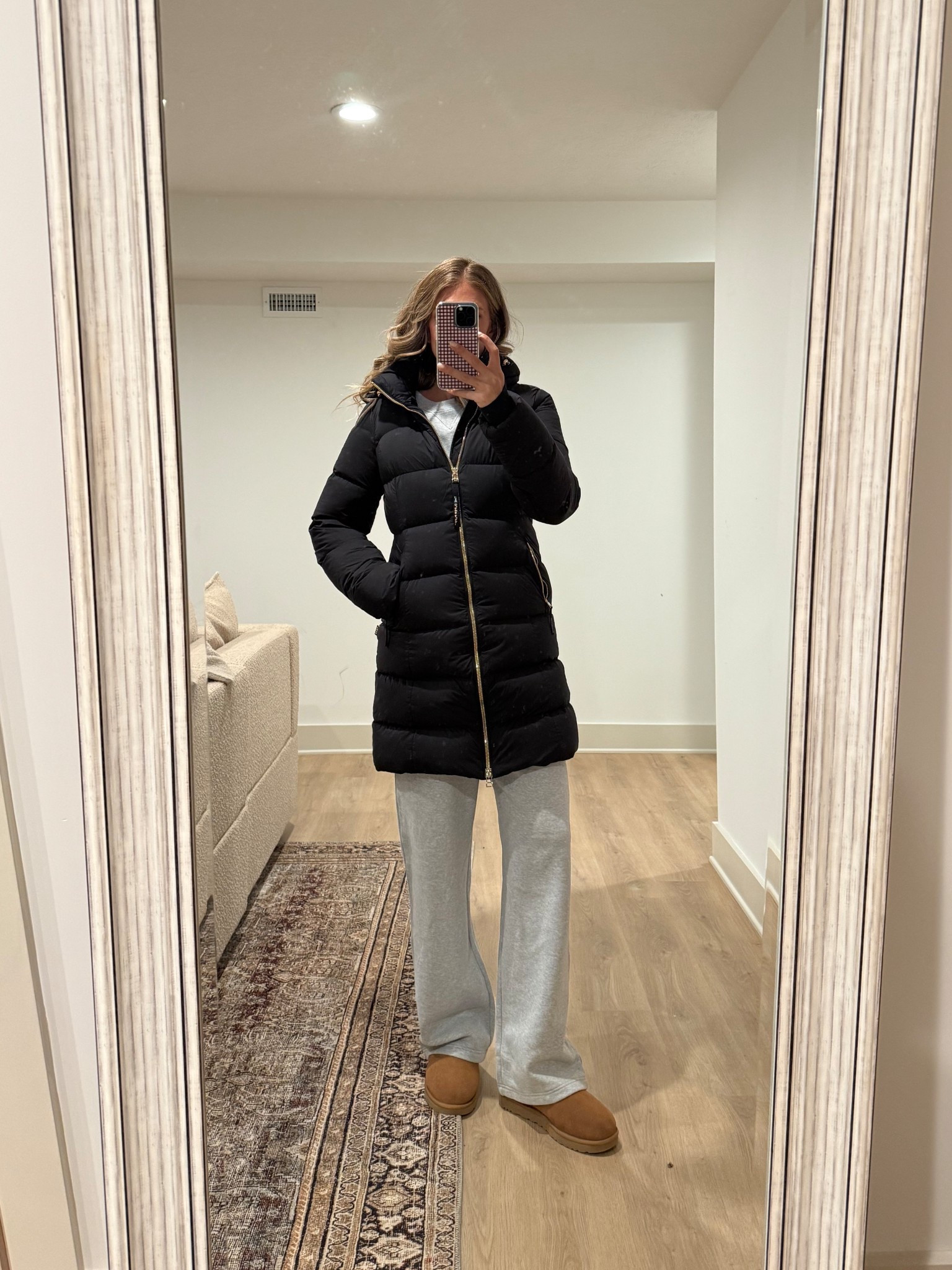  ARITZIA SUPER PUFF Winter Coat!
I wear medium in all coats. I size up got extra room to layer
Size medium long I pants and size up to large in sweatshirt for super oversized fit.
@aritzia #aritziapartner

#LTKSeasonal #LTKTall