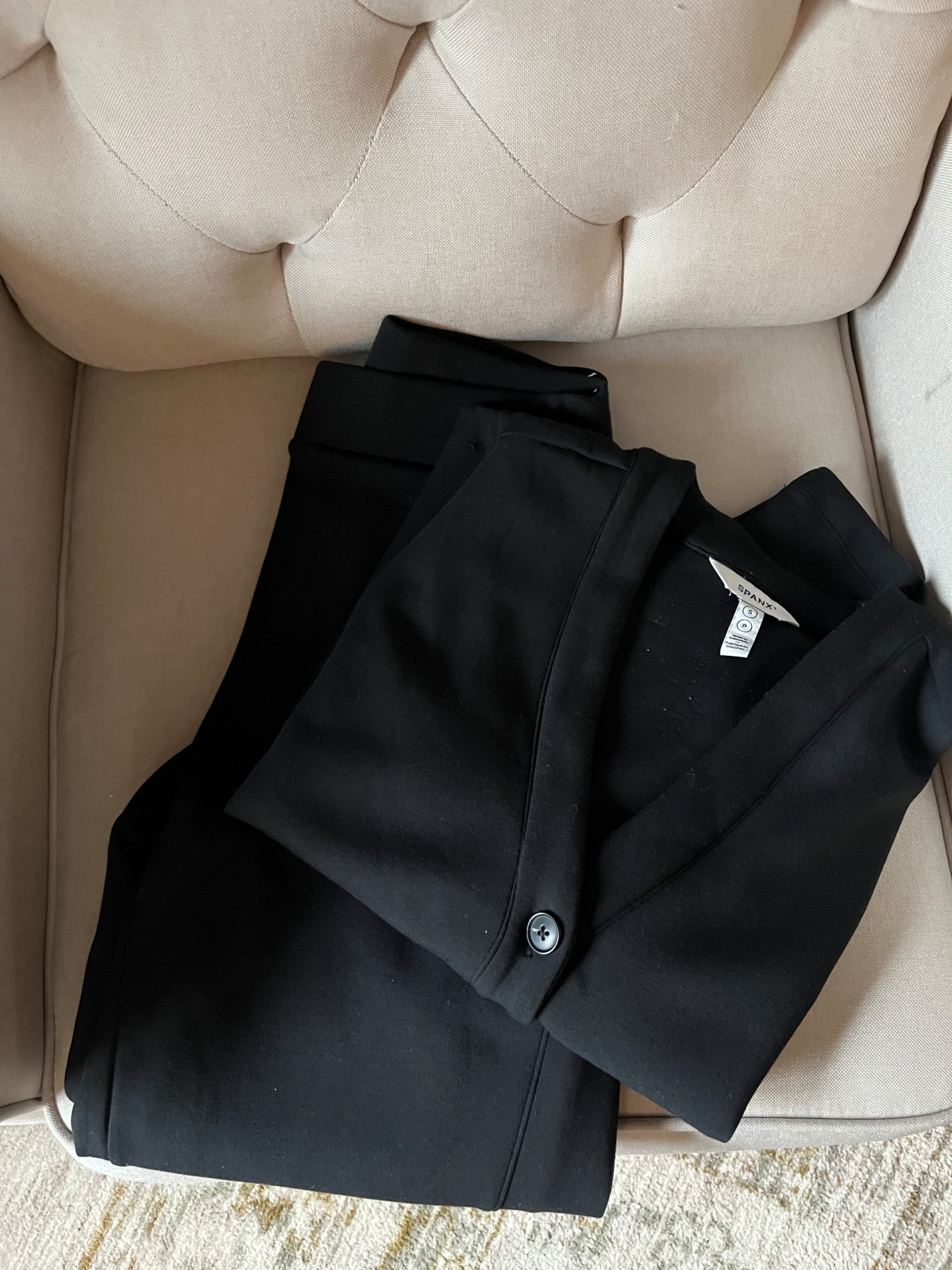 The most comfy set - SALE alert! 

#LTKSaleAlert #LTKmomlife #LTKTravel