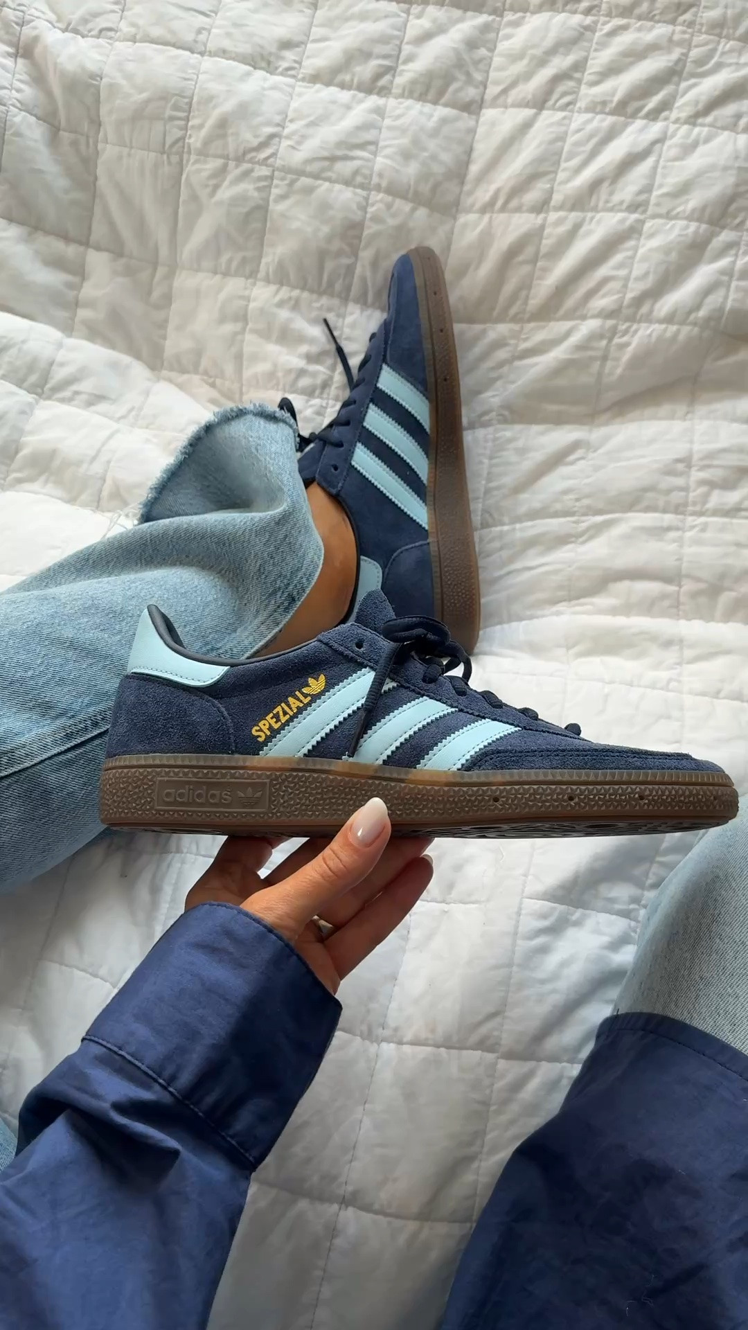 Blue spezials