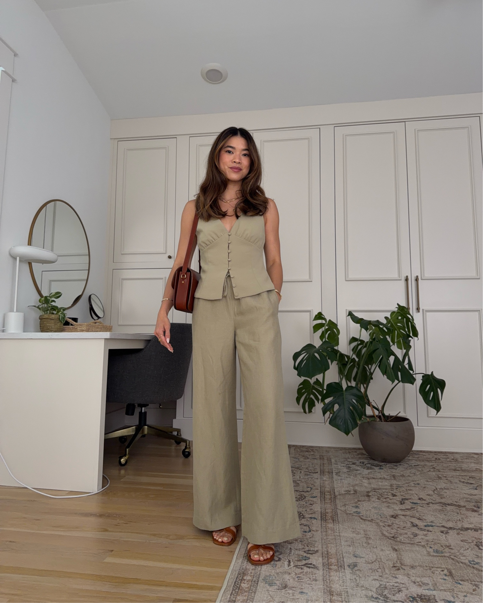 Sizing info:
•Green top size 0 in Martini Olive •Green pants size 2XS in Martini Olive 

petite fashion, get dressed with me, outfit inspiration, ootd, nashville outfit, Nashville influencer, petite style, vacation style, casual outfits, mom style, petite pants, spring outfits, spring outfit info, spring pants, spring outfit idea, spring top, spring bag, spring tank, spring shoes, summer pants, petite pants, cropped pants, aritzia pants, summer tank 

 @Aritzia 

#LTKSeasonal #LTKootd #LTKPetite