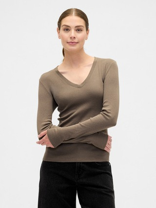 Modern Ribbed V-Neck T-Shirt | Gap Factory