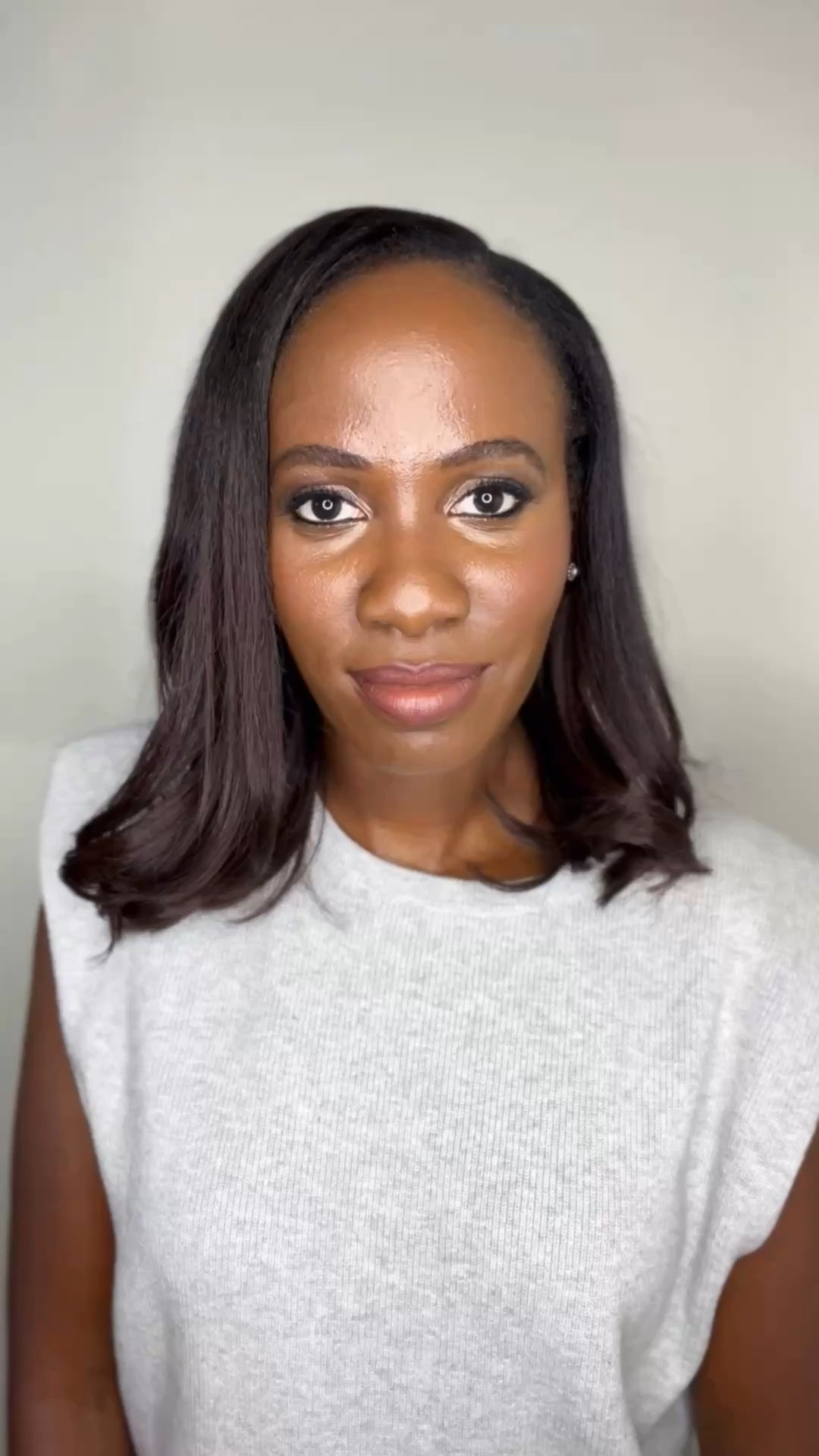 This is the best hydrating cream I've ever encountered! It's packed with glycerin, hyaluronic acid, ceramides, and resurrection plant to hydrate, strengthen your skin barrier, and keep your skin soft and smooth. Plus, peptides give that skin glow we're all after. #dryskin #fallweather


#LTKSeasonal #LTKTravel #LTKBeauty