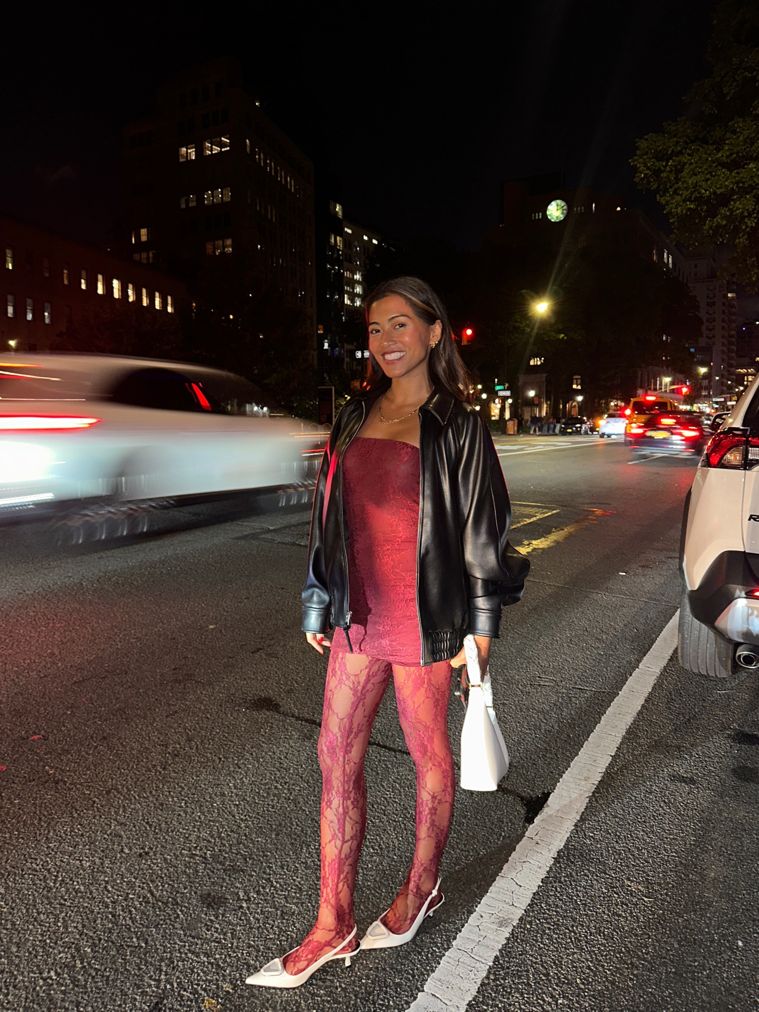 night life in nyc ✨🖤 ( bag is from aupen and dress is bodee but found a dupe on amazon) 