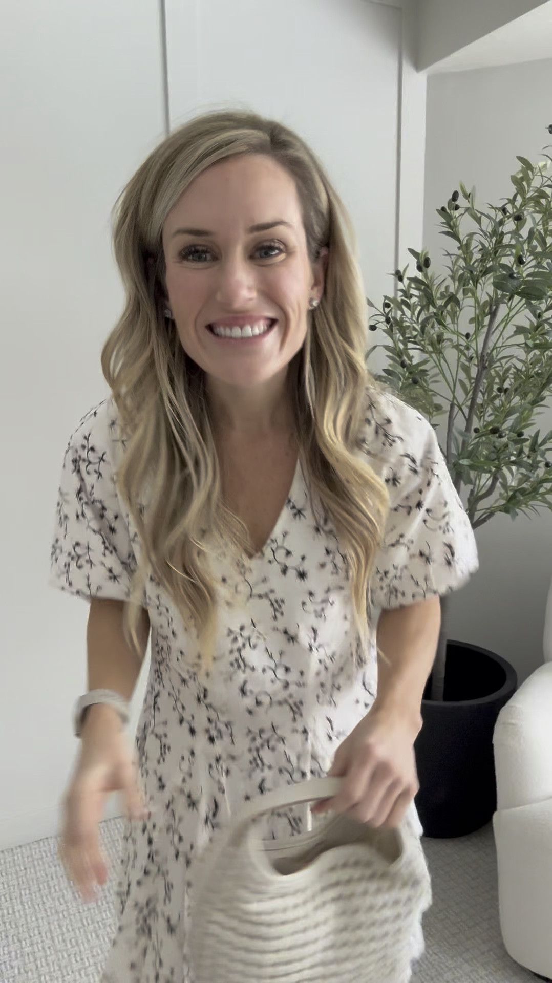 20% off this cute new arrivals! 
Wearing XS, size down if in between.
Comes with pockets 


#LTKMostLoved #LTKSaleAlert #LTKWatchNow