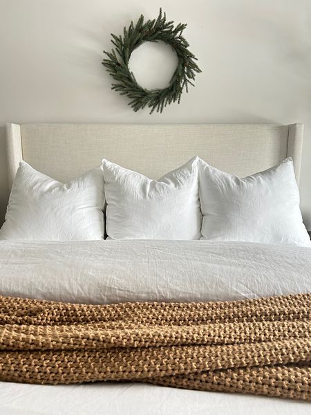 Earth Toned Bedroom 

#neutral #bedroom #bedroomdecor #blankets #linen #upholsteredbed #neutralbedroom 

#LTKhome