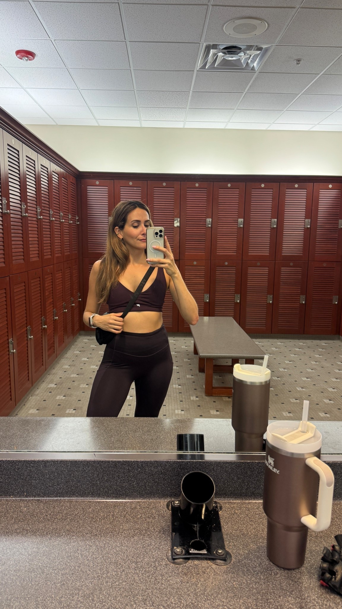 Brown activewear set, workout set, fabletics set,  Stanley, workout ootd 


#LTKSeasonal #LTKActive #LTKFindsUnder100