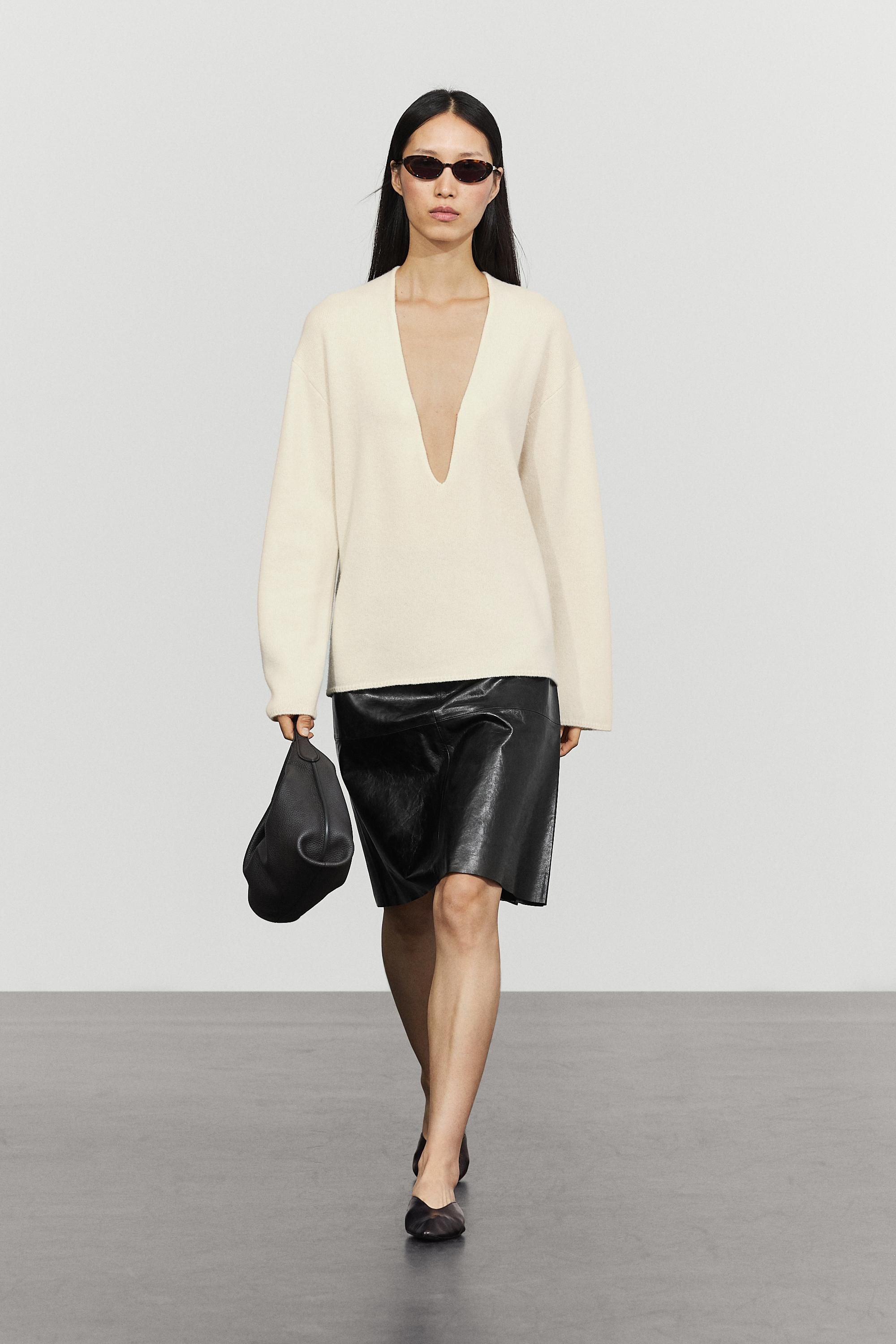 Long-line knit sweater with neckline detail | Massimo Dutti UK
