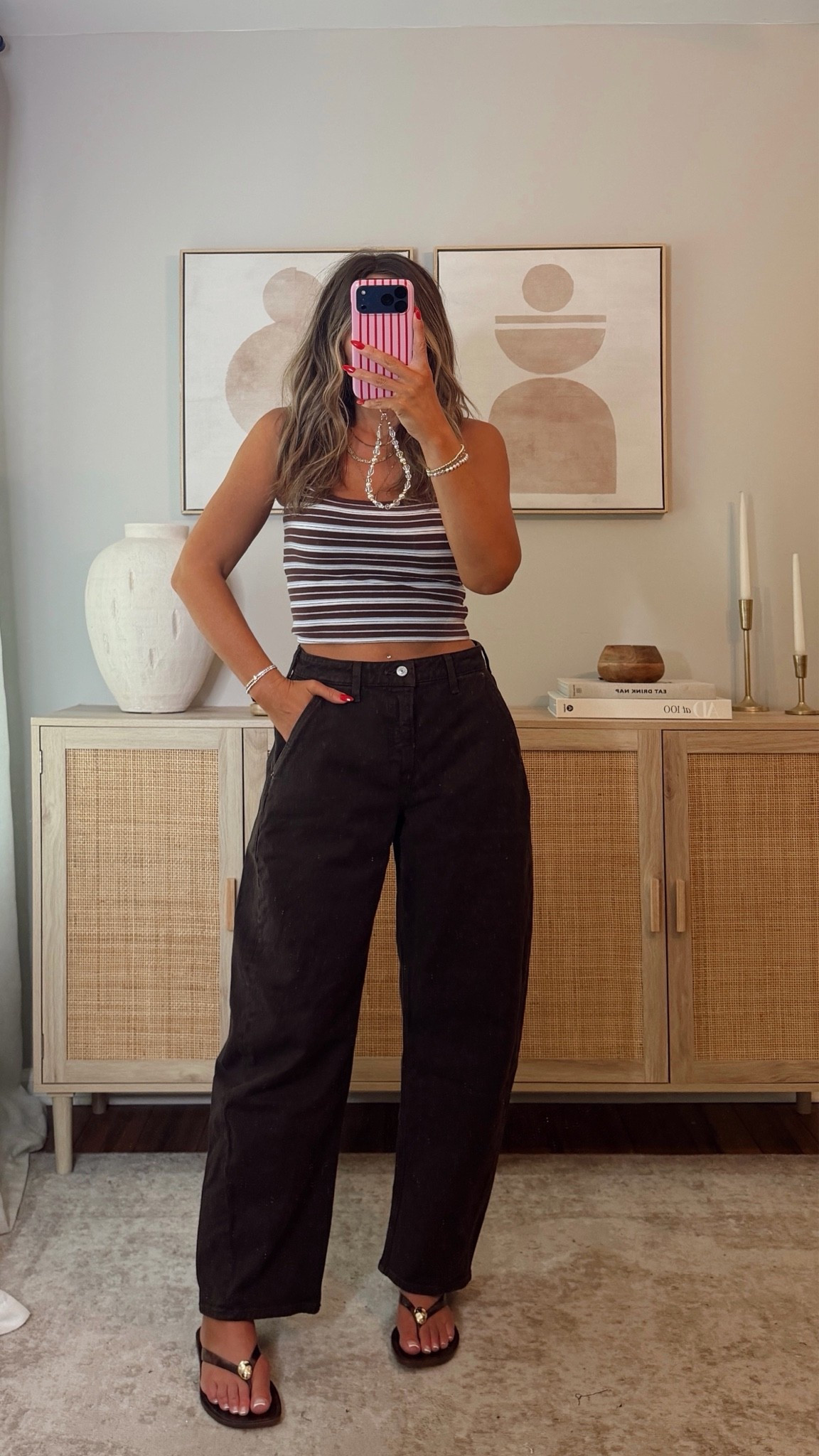 size S top + 27 curve love denim. i have these in 2 colors and the brown pair feels bigger. i think id size down 1 in these. abercrombie, abercrombie denim, abercrombie style @abercrombie

#LTKootd