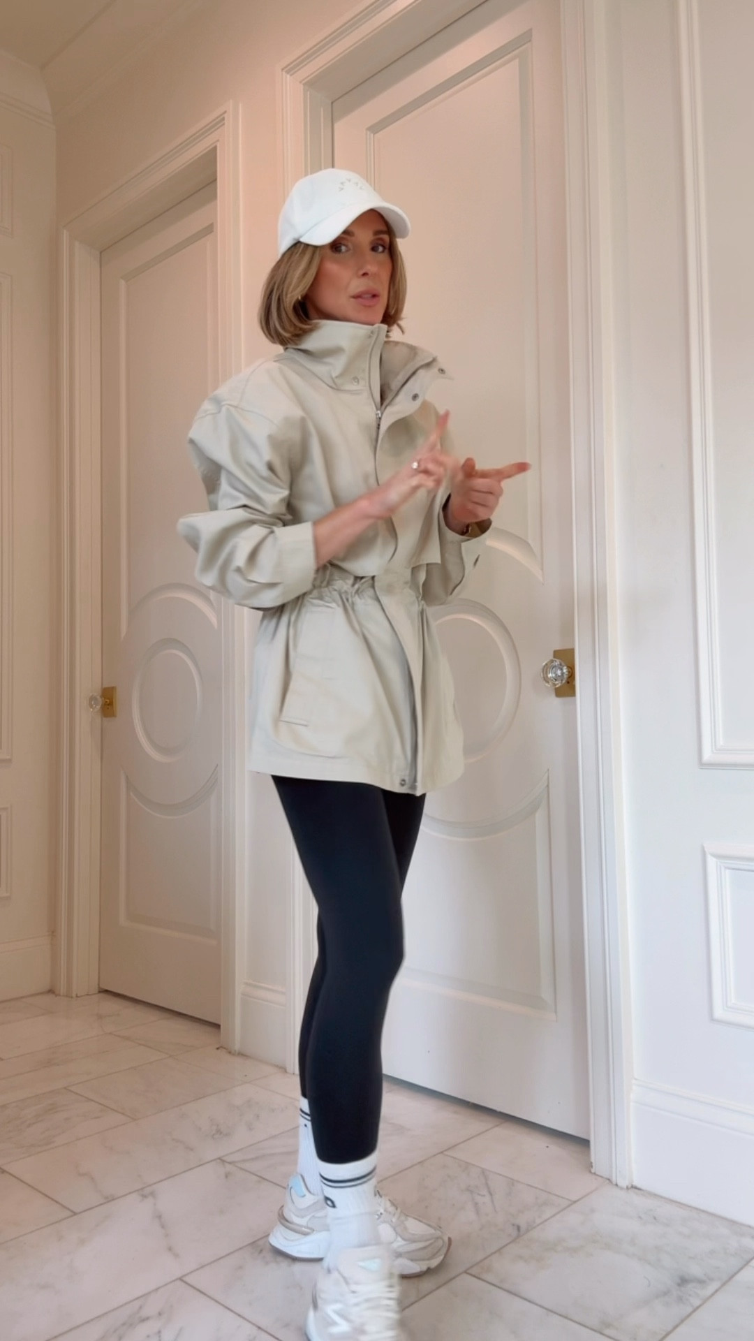 Such a great jacket for spring! I'm wearing size medium 