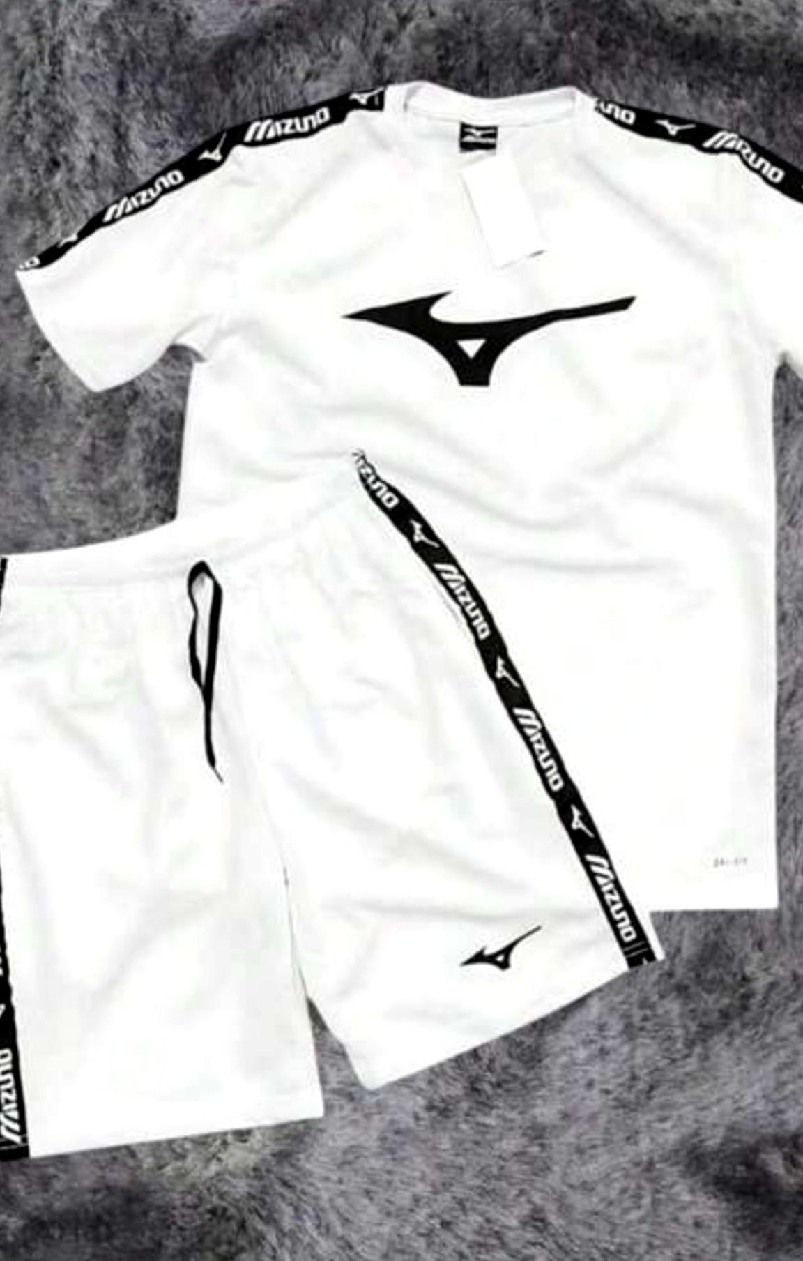 Look at this!! Train with style and make yourself confident with these perfect fit

#LTKfitness #LTKmens #LTKsale