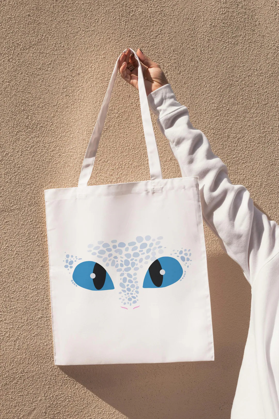 Light Fury Inspired HTTYD Tote Bag - Three Sizes, How to Train Your Dragon White Dragon Reusable ... | Etsy (US)