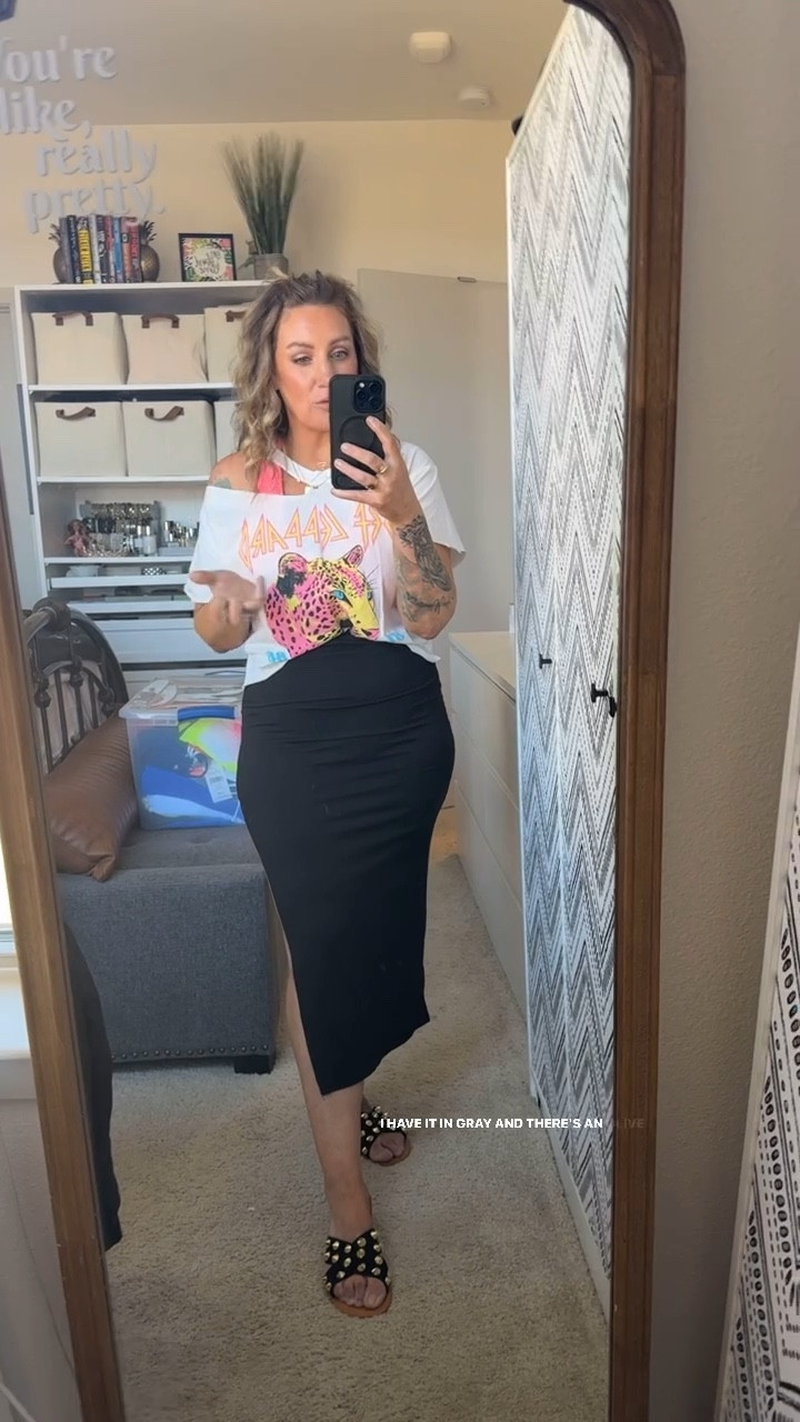 Best skirt I’ve ever owned!! Love it the most. Comes in multiple colors and it is under $30!!! Trust me when I say you will live in it. Super stretchy, breathable fabric and it pairs so well with a tshirt, tank, swimsuit, sweater, whatever you want really! Dress it up or down! I’m in a medium, my true size! 

#LTKover40 #LTKstyletip #LTKfindsunder50